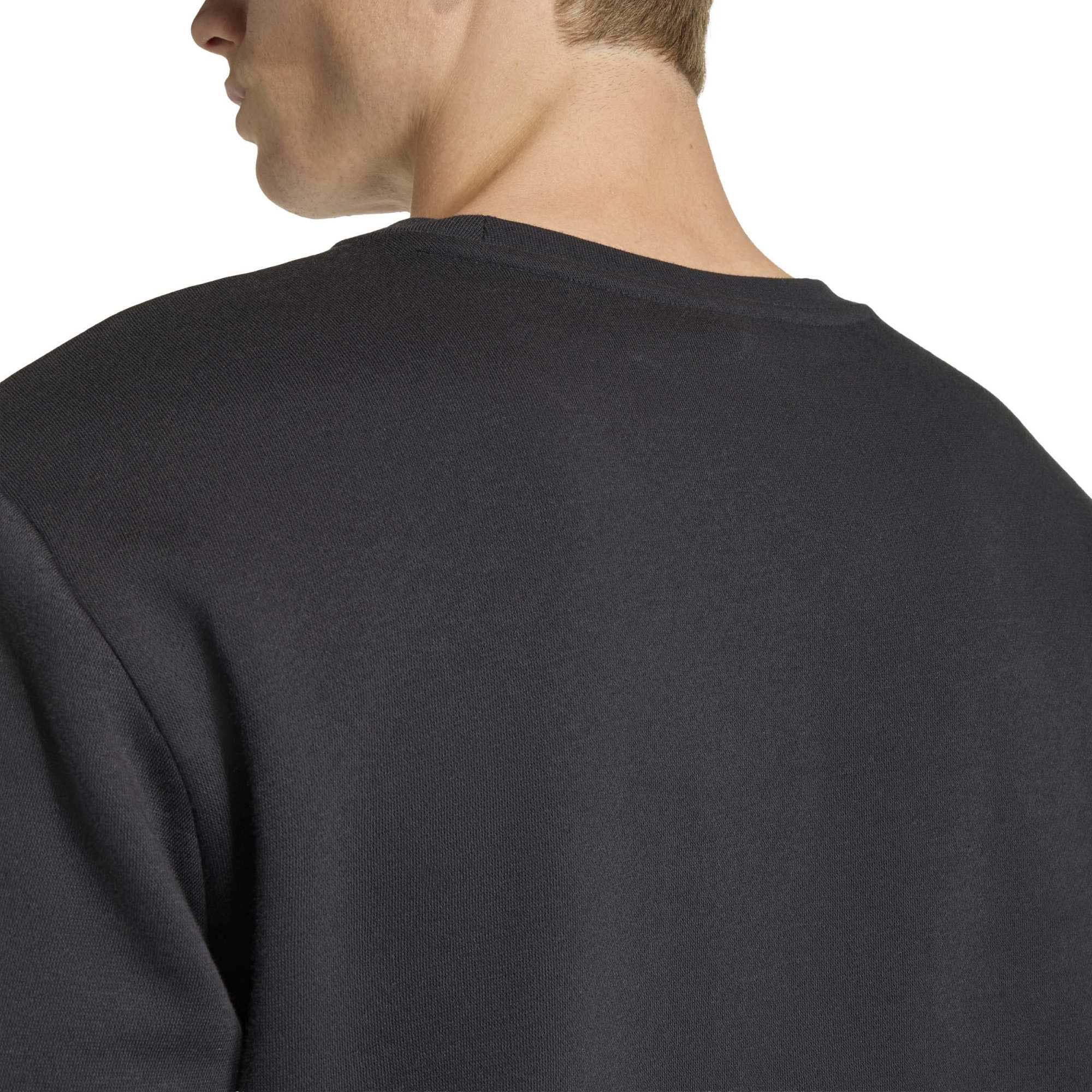 ENT26_SW_TOP_JZ6573_BLACKWH_Image_5