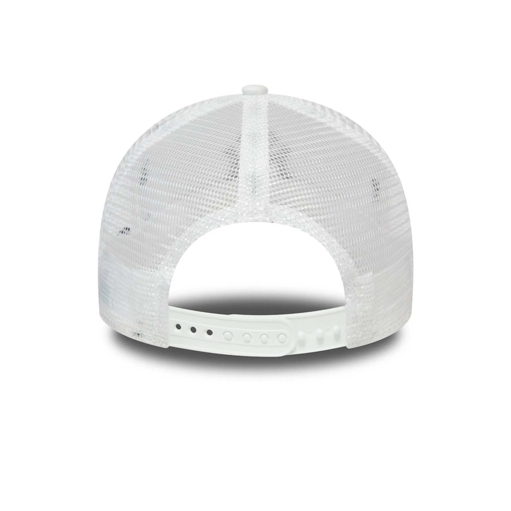 ESSENTIAL_AF_TRUCKER_NEYYAN_12285467_WHI_Image_4