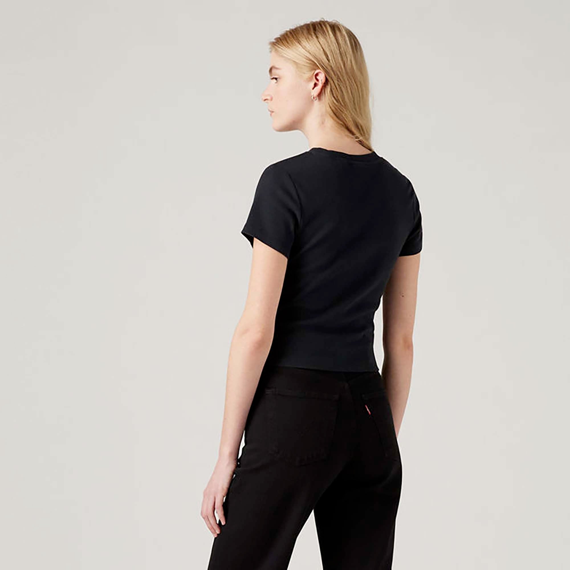 ESSENTIAL_SPORTY_TEE_A7419_0014_Image_3