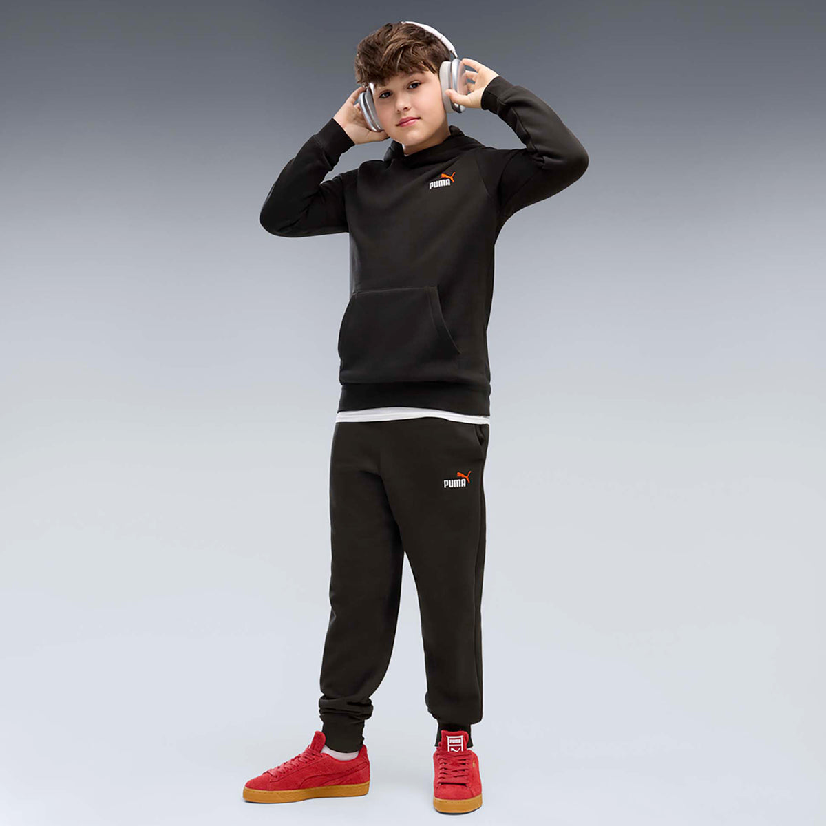 ESS_2_COLOR_SMALL_NO_1_LOGO_HOODIE_FL_B_685825_71_Image_5