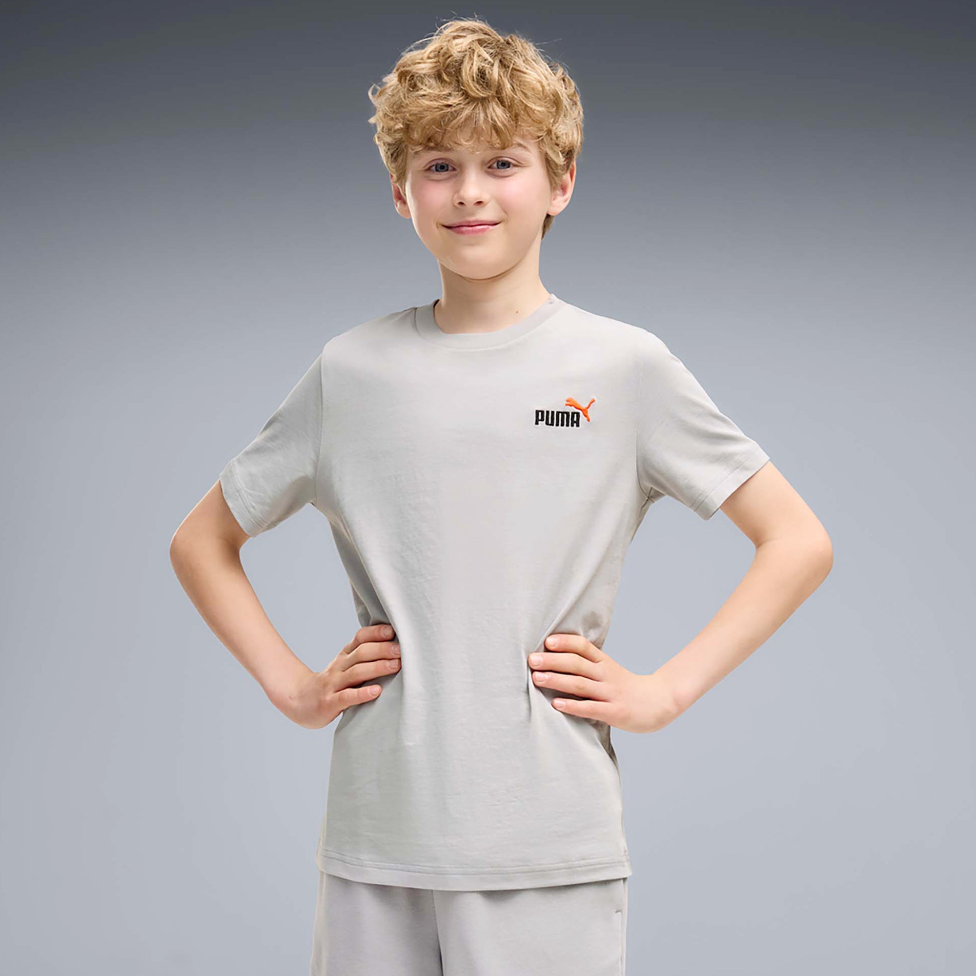 ESS_2_COLOR_SMALL_NO_1_LOGO_TEE_B_685779_63_Image_2