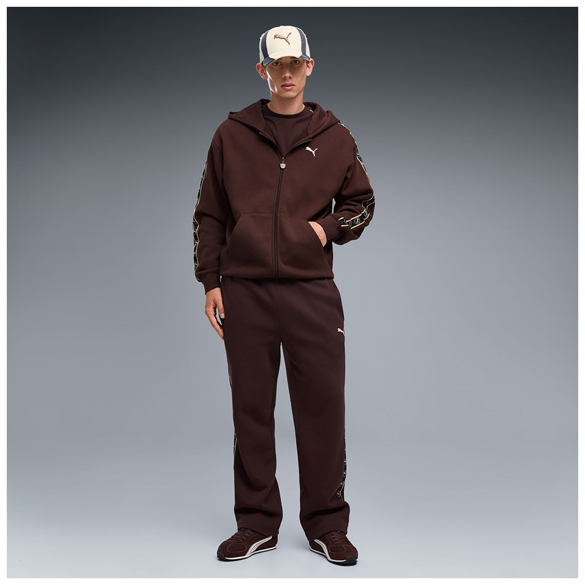 ESS_ELEVATED_TAPE_RELAXED_FULL-ZIP_HOODIE_FL_694343_33_Image_4