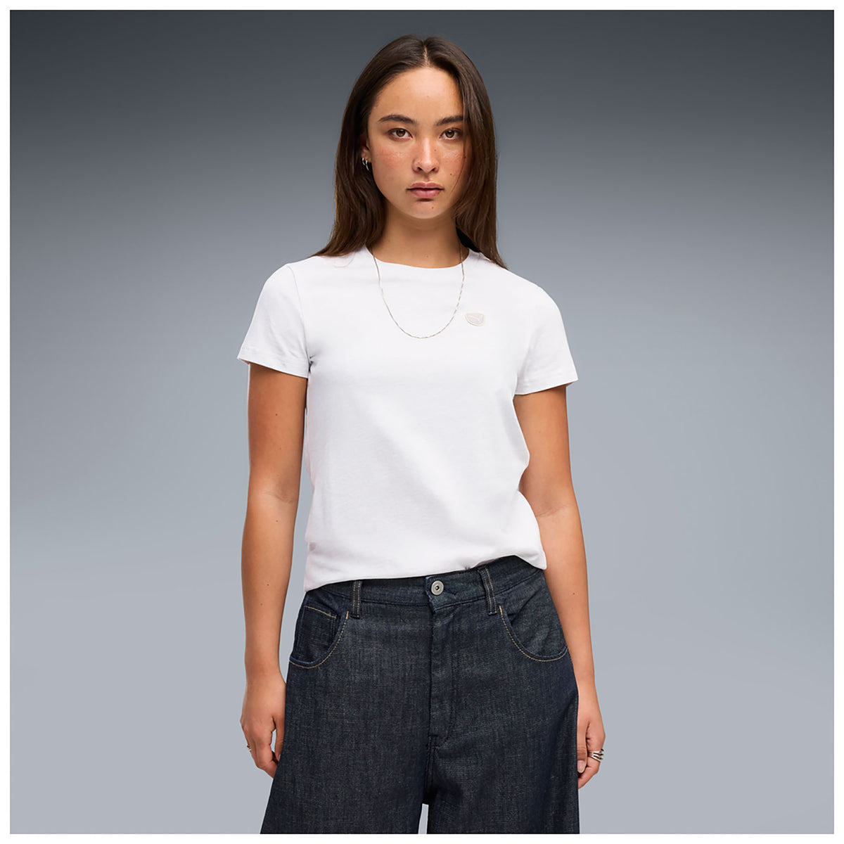 ESS_ELEVATED_TEE_691855_05_Image_3