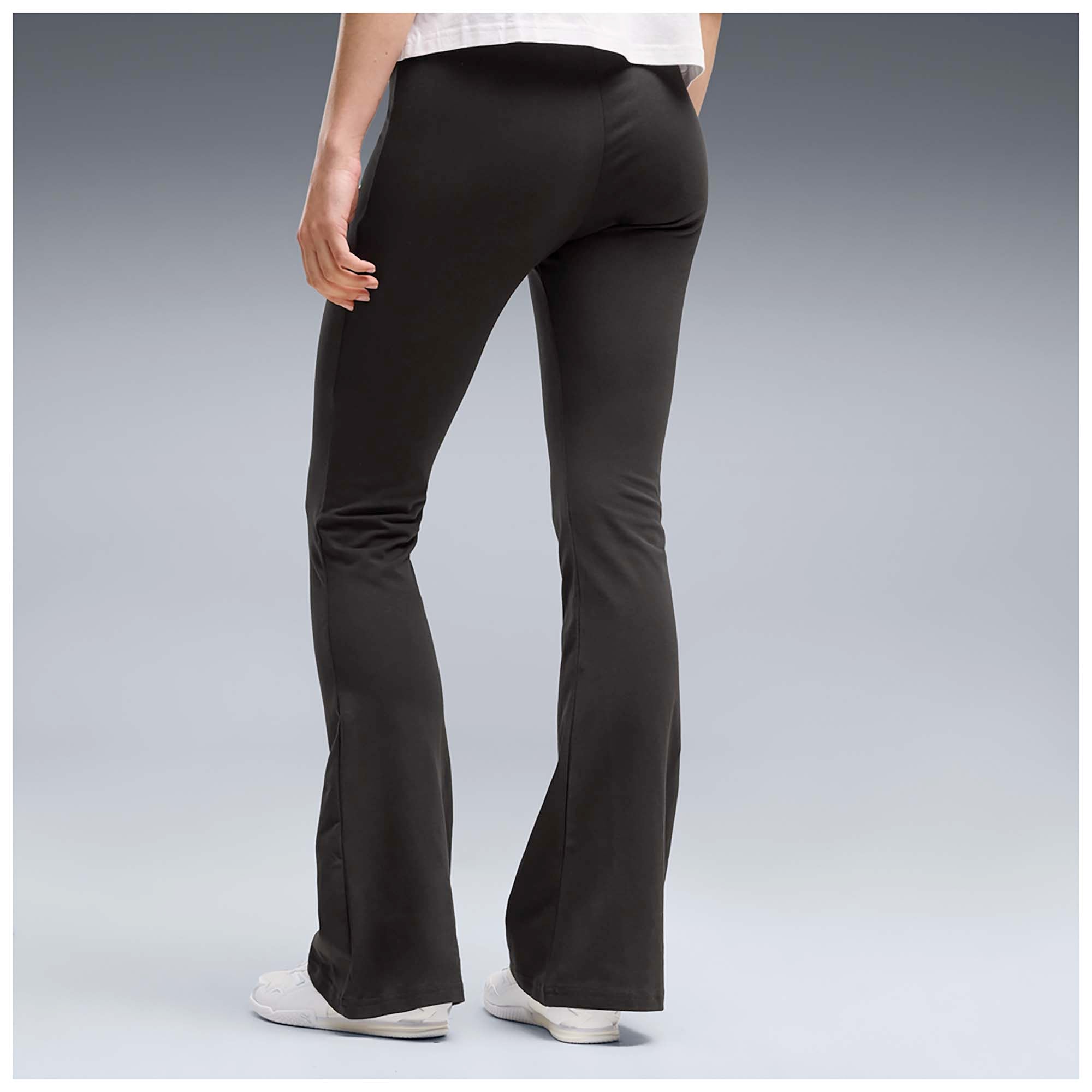 ESS_HIGH-WAIST_FLARED_LEGGINGS_631542_01_Image_3
