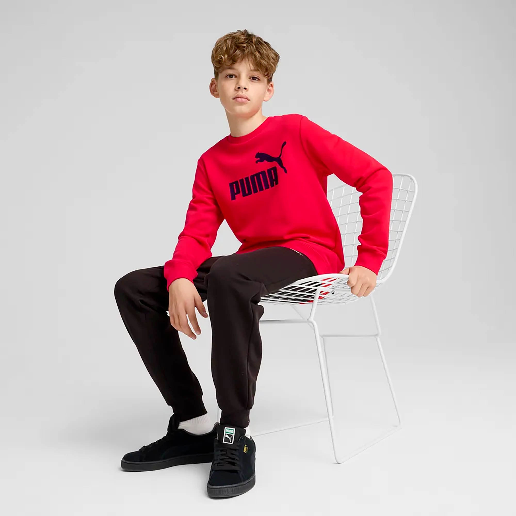 ESS_LOGO_CREW_SWEAT_SUIT_TR_686296_11_Image_2