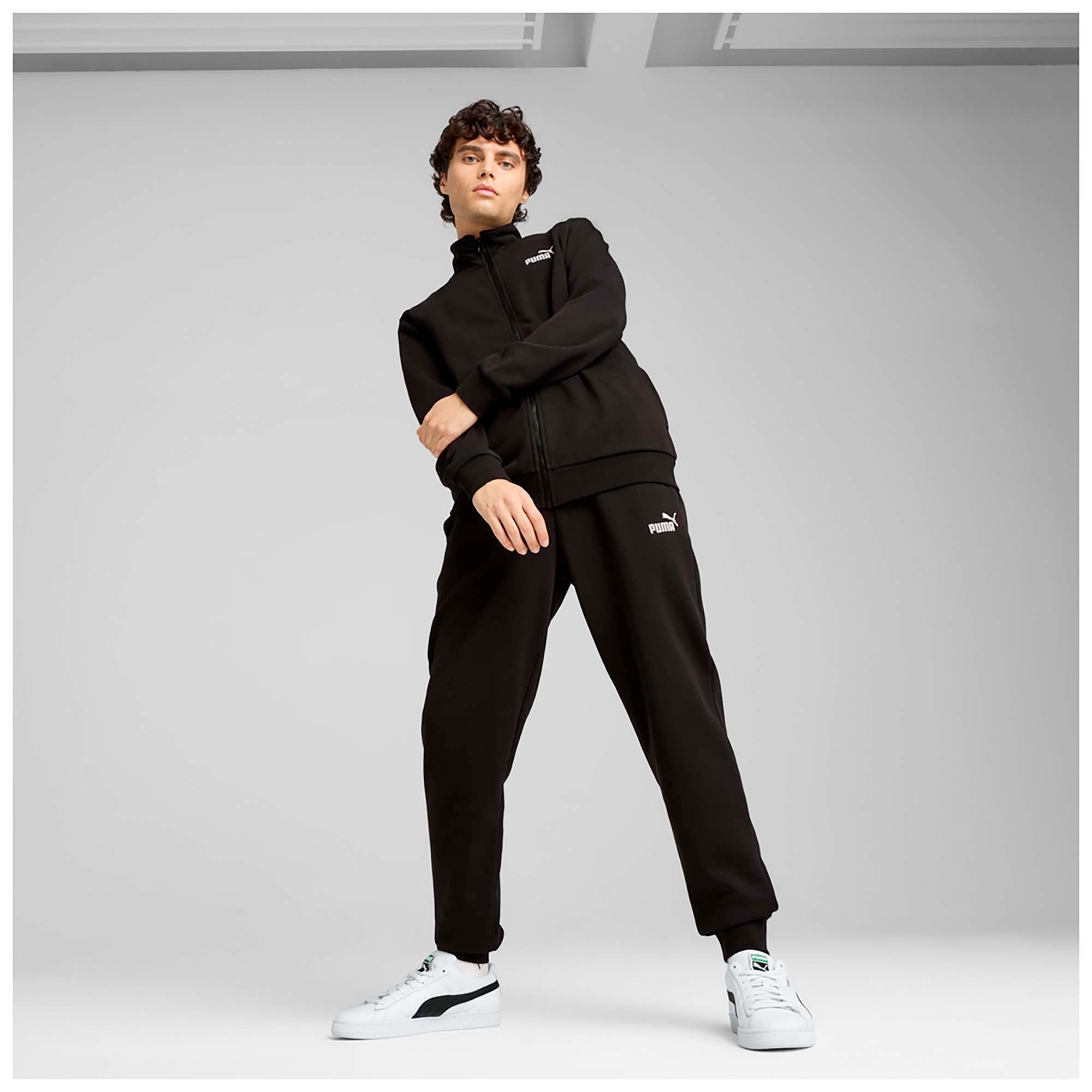 ESS_NO1_LOGO_TR_KNITTED_SUIT_684848_01_Image_2