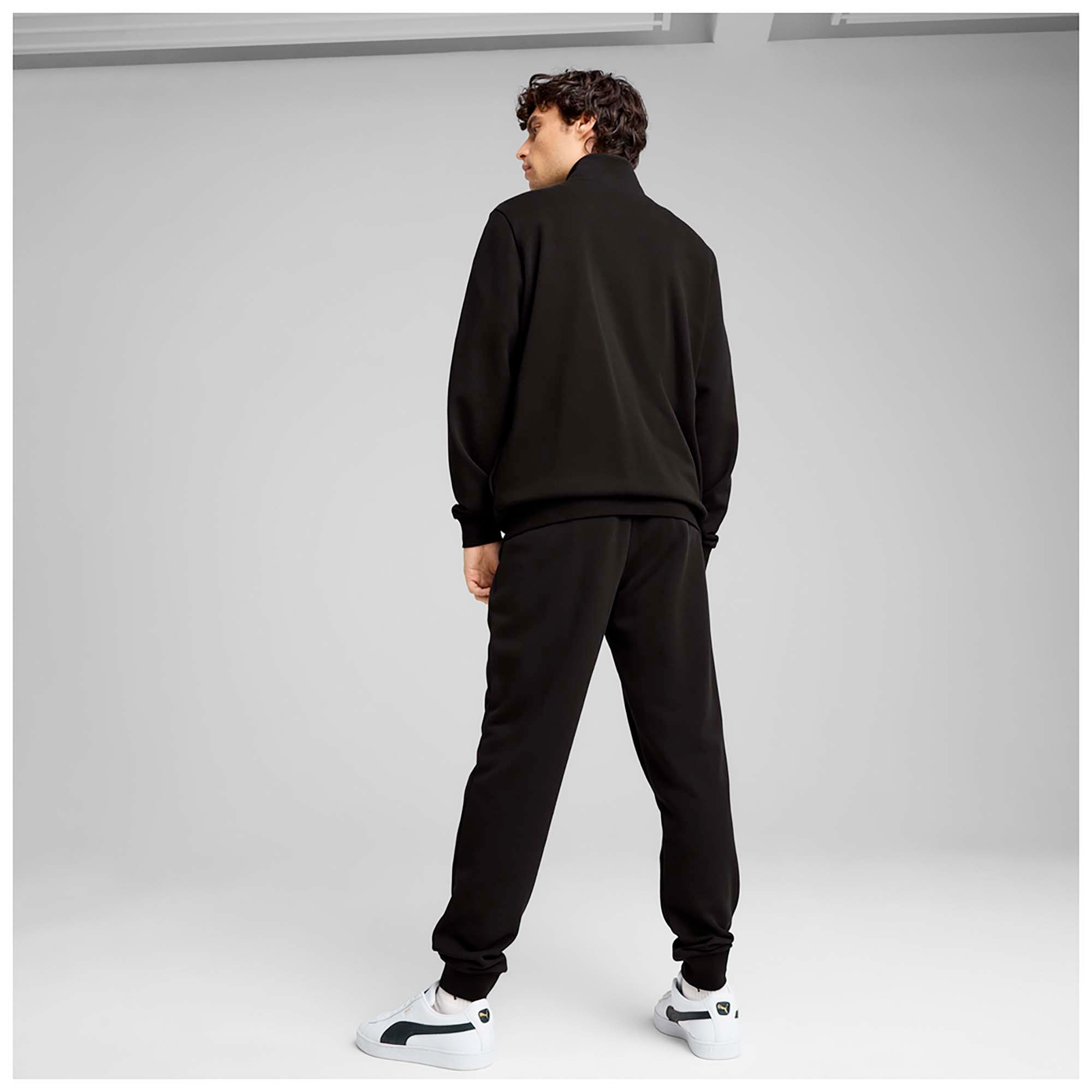 ESS_NO1_LOGO_TR_KNITTED_SUIT_684848_01_Image_3