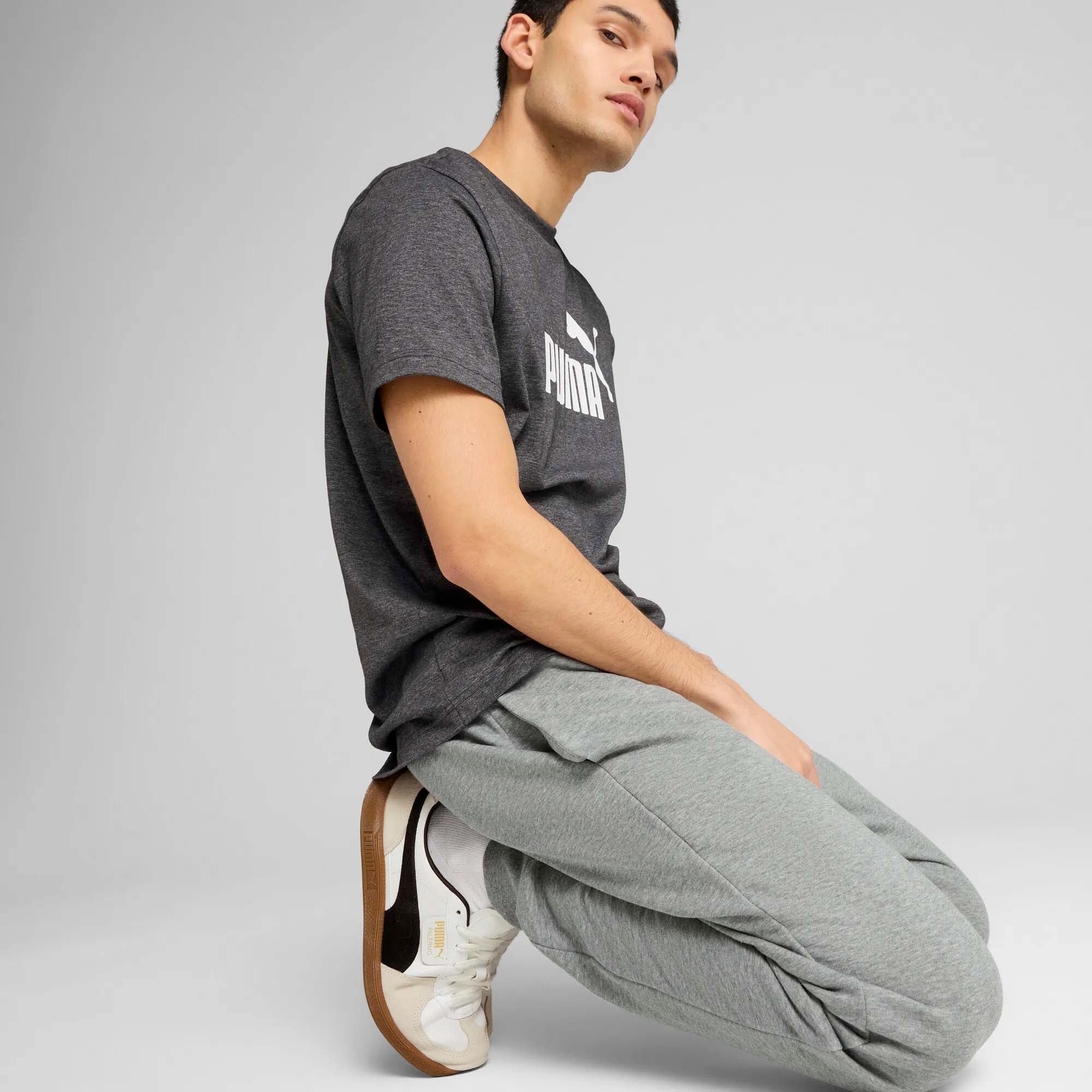 ESS_NO_1_LOGO_SWEATPANTS_TR_CL_682608_03_Image_4