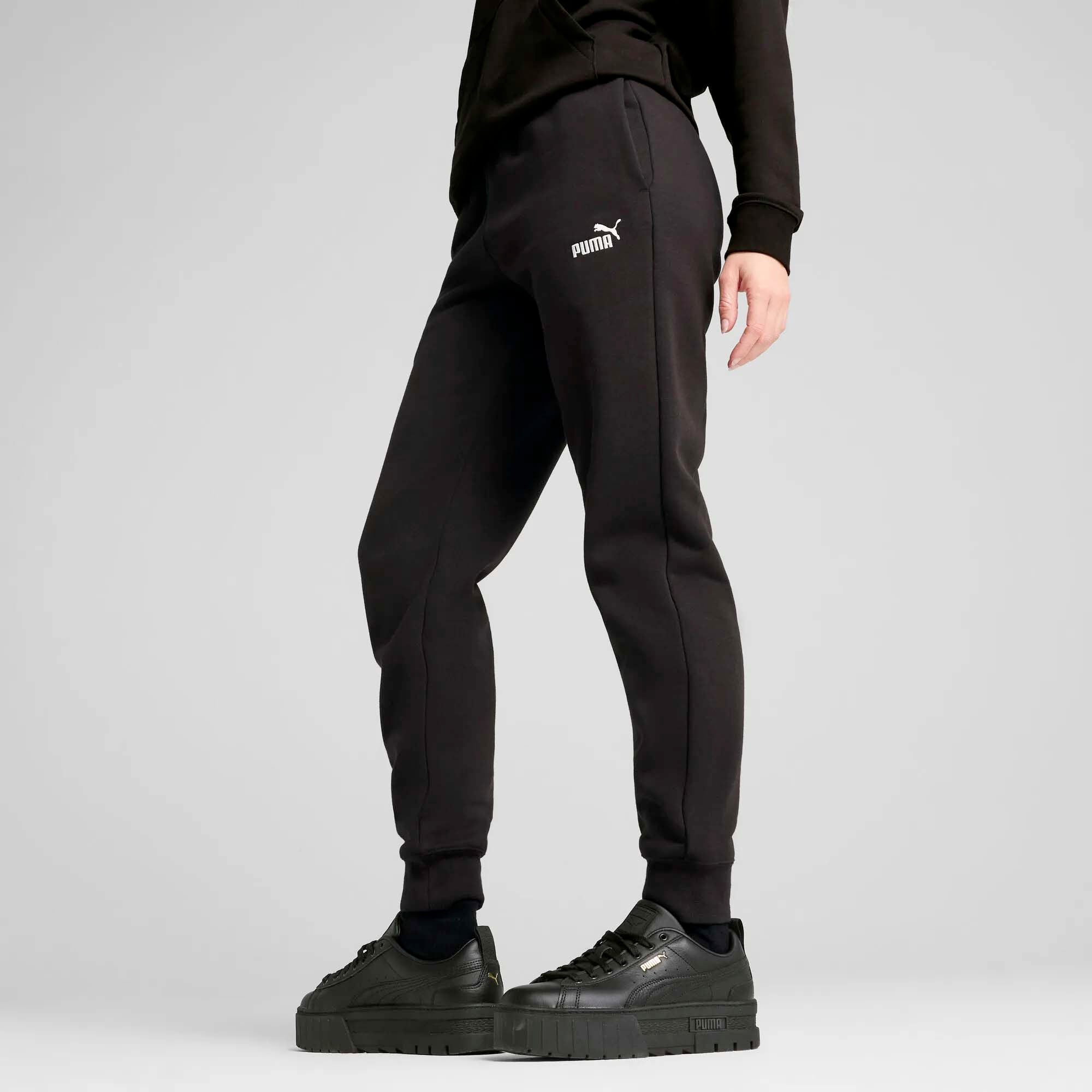 ESS_SMALL_NO_1_LOGO_SWEATPANTS_FL_CL_682448_01_Image_2