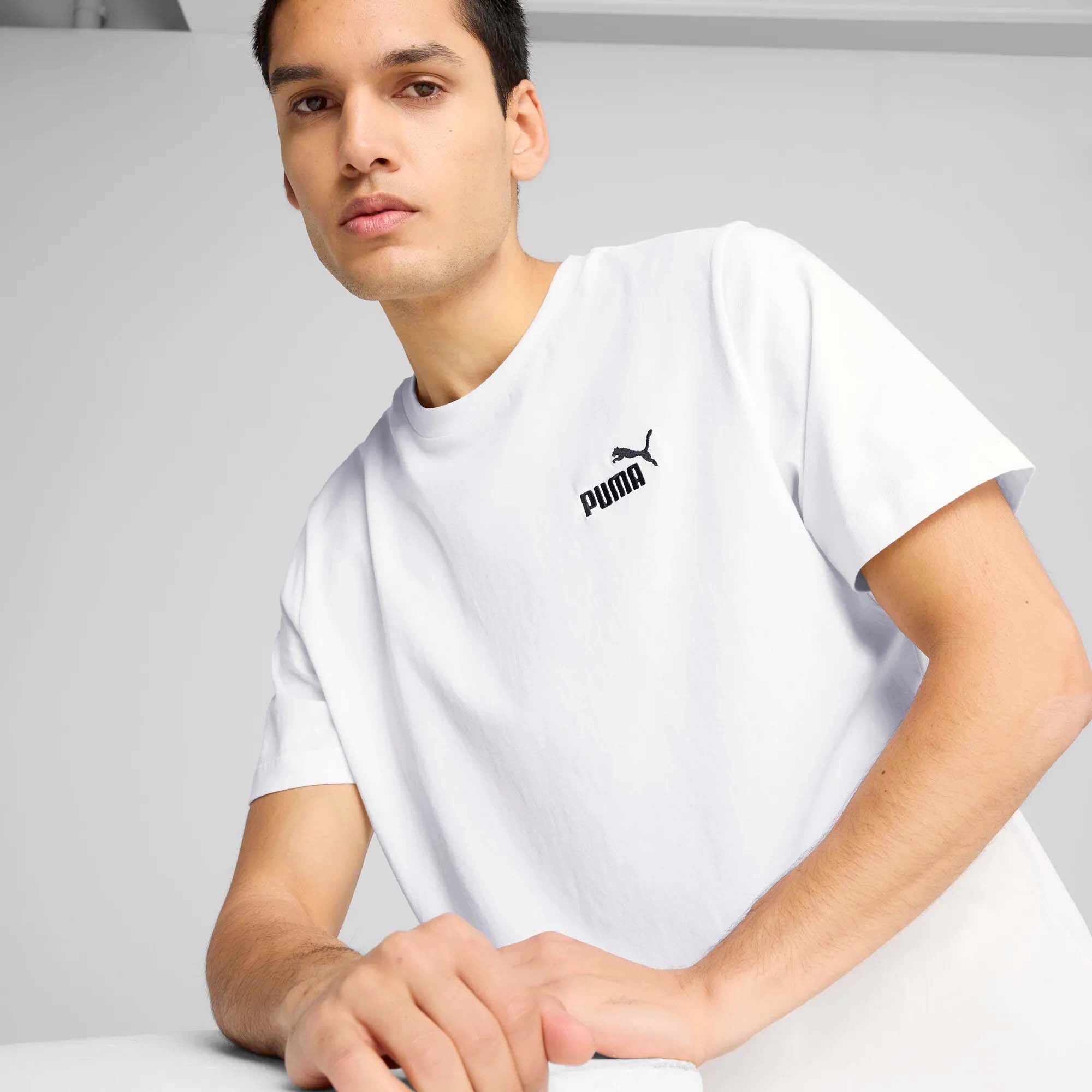 ESS_SMALL_NO_1_LOGO_TEE_682534_02_Image_5