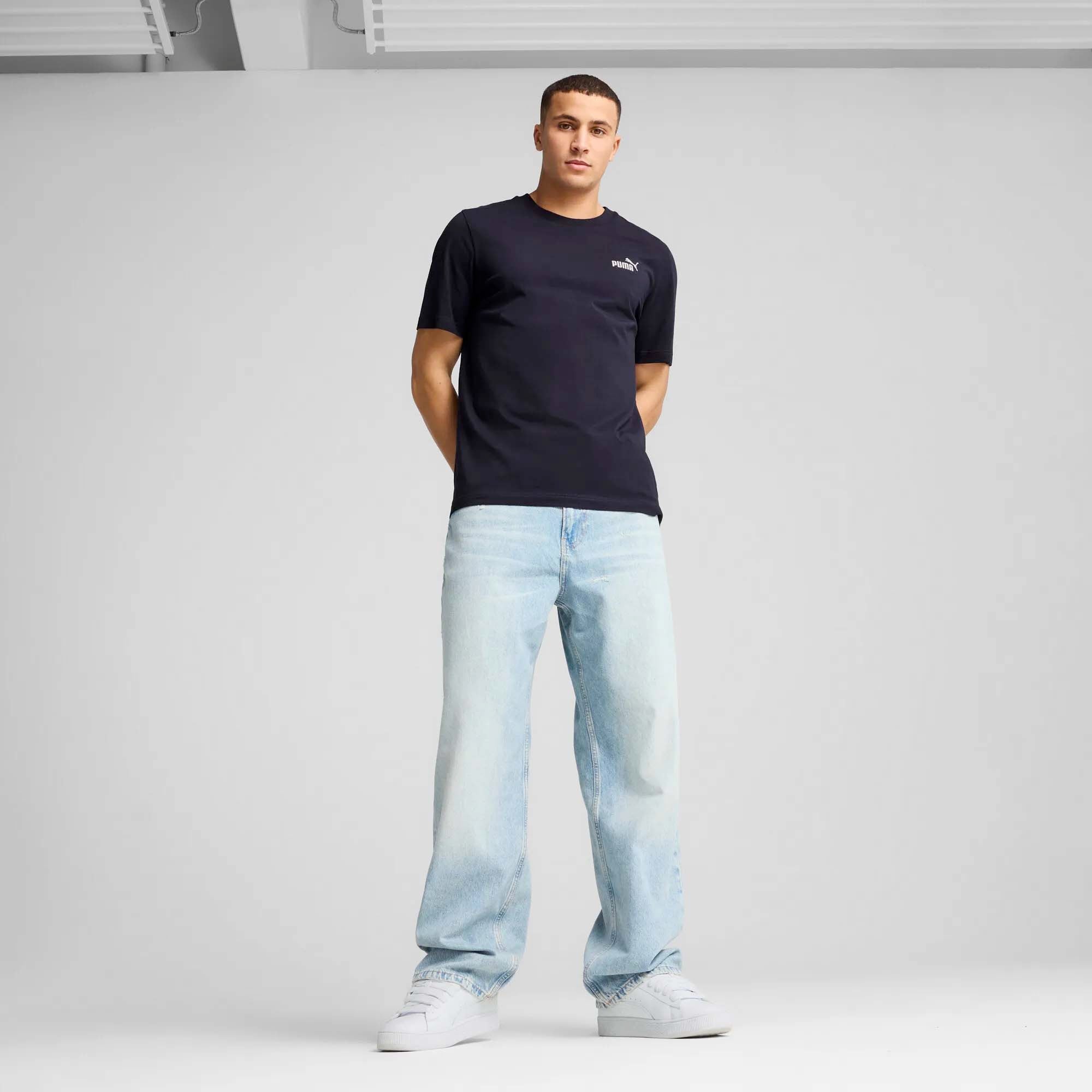 ESS_SMALL_NO_1_LOGO_TEE_682534_16_Image_4