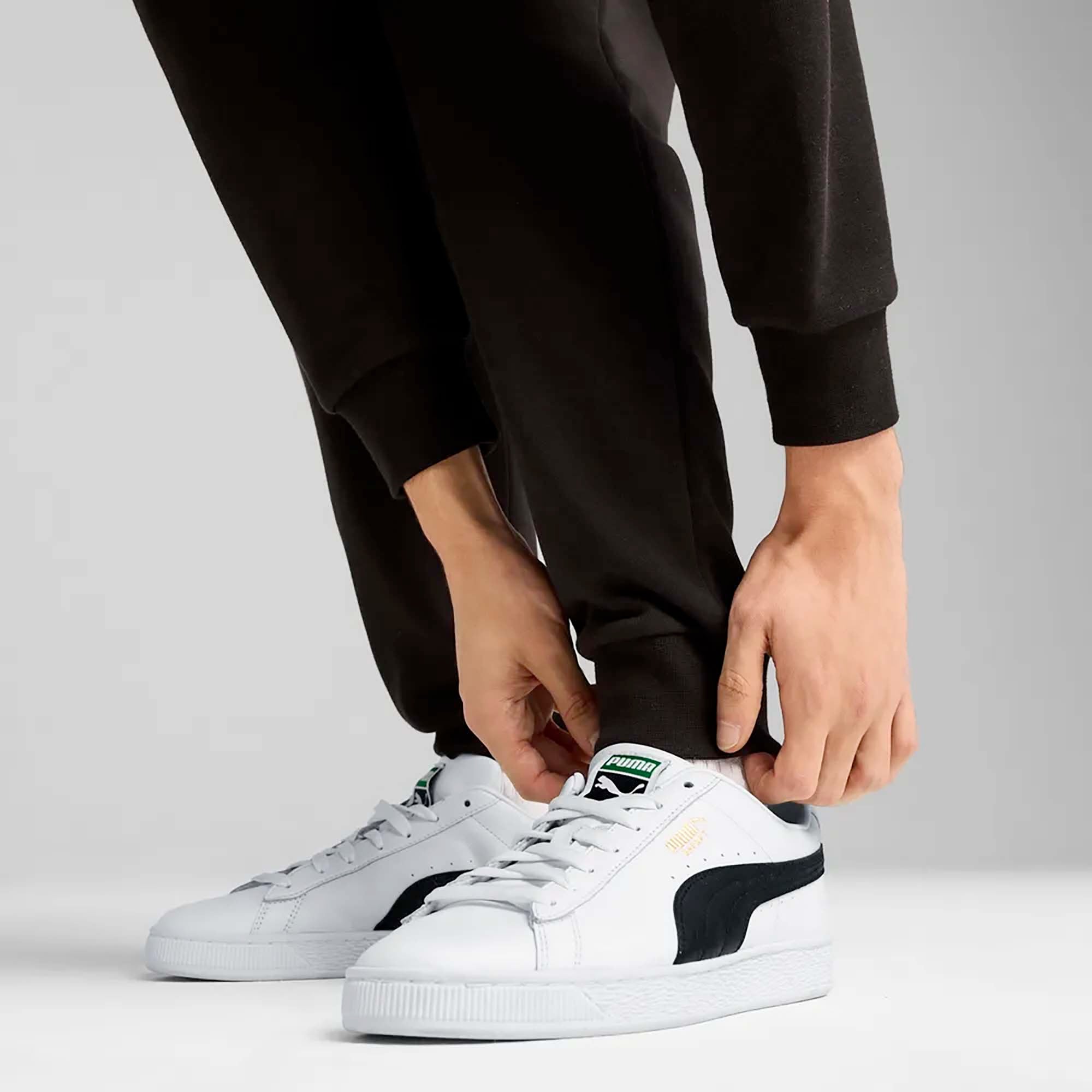 ESS_SWEAT_SUIT_TR_684848_01_Image_5