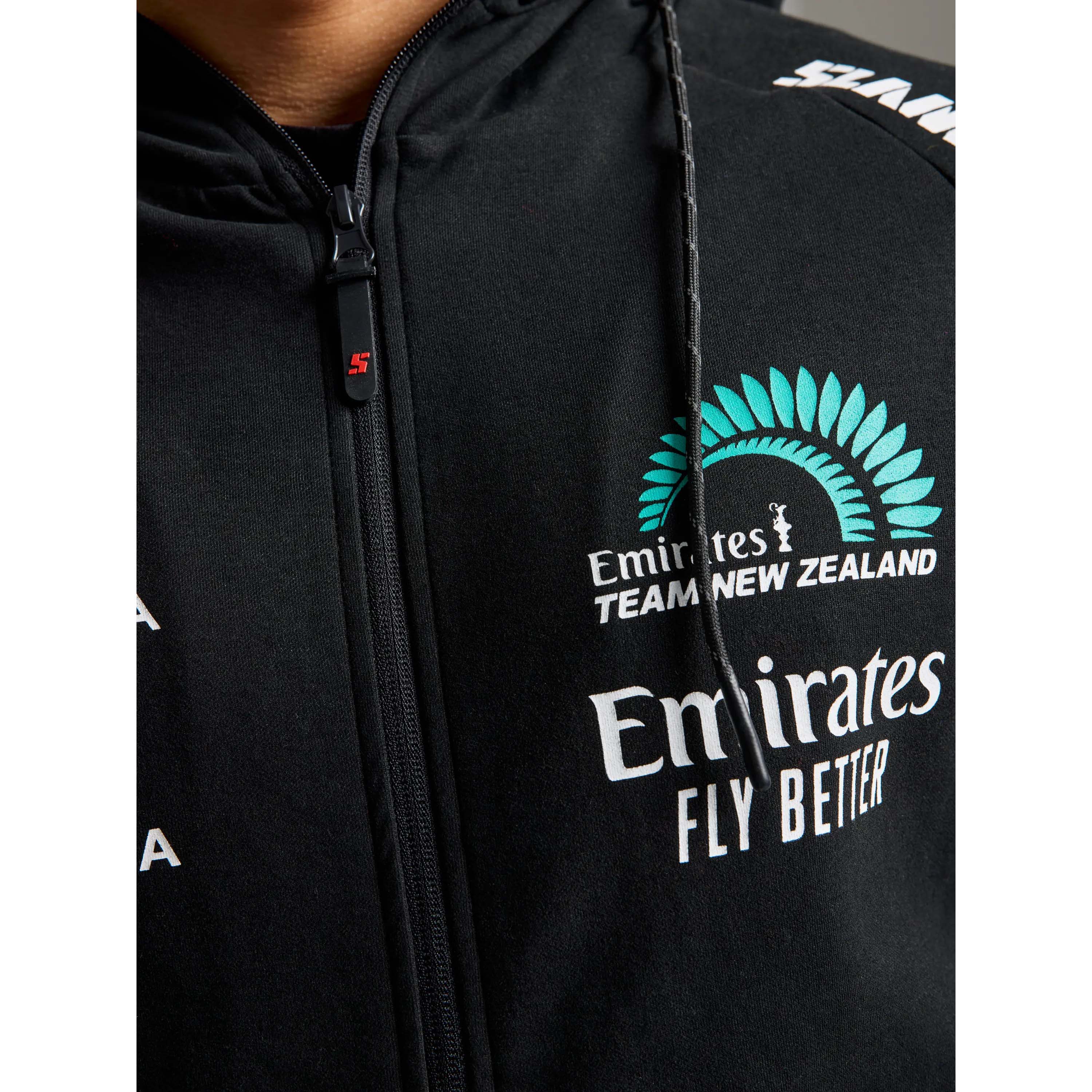 ETNZ_DECK_FZ_HOODIE_N106007W00_W51_Image_5