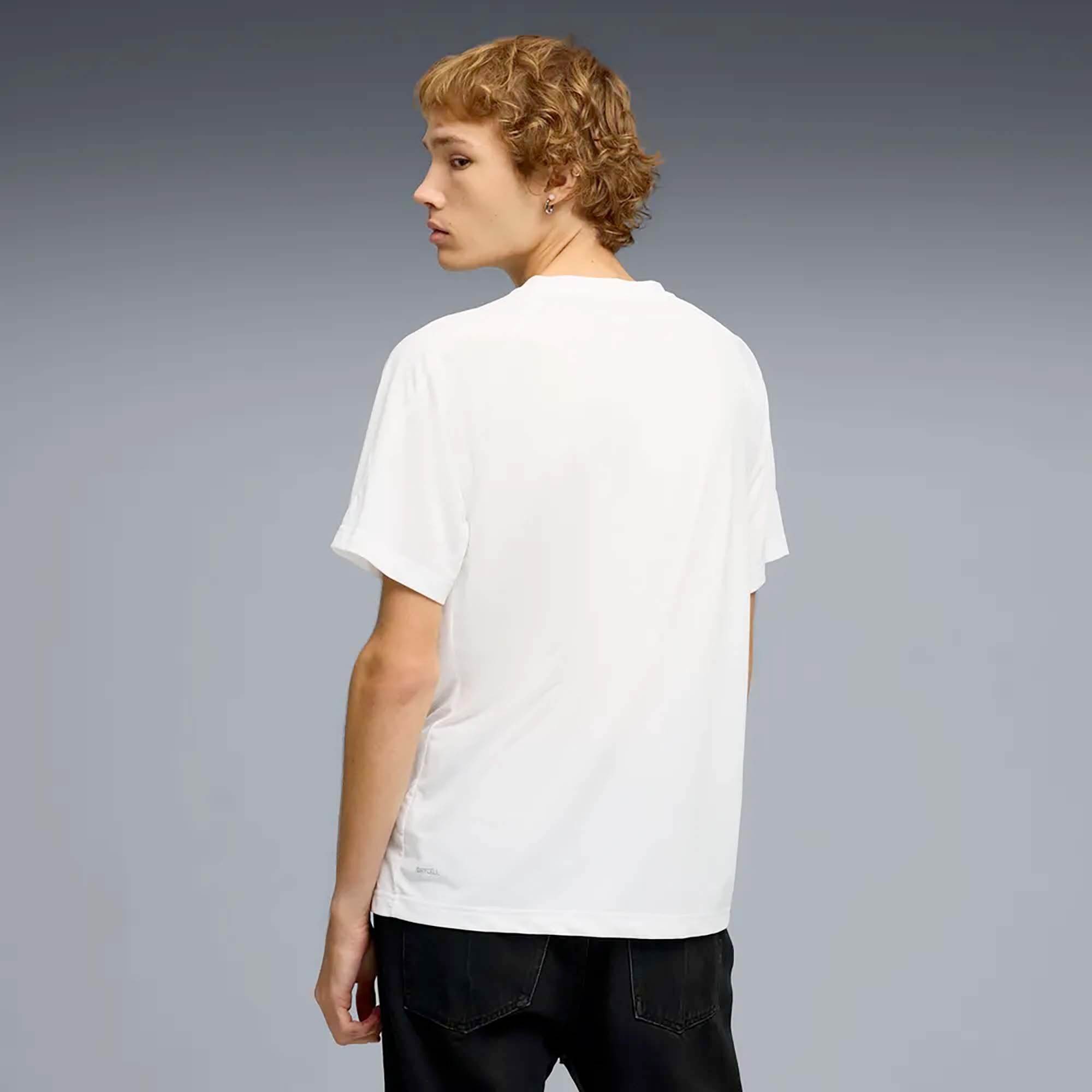 EVOSTRIPE_TEE_692189_02_Image_3