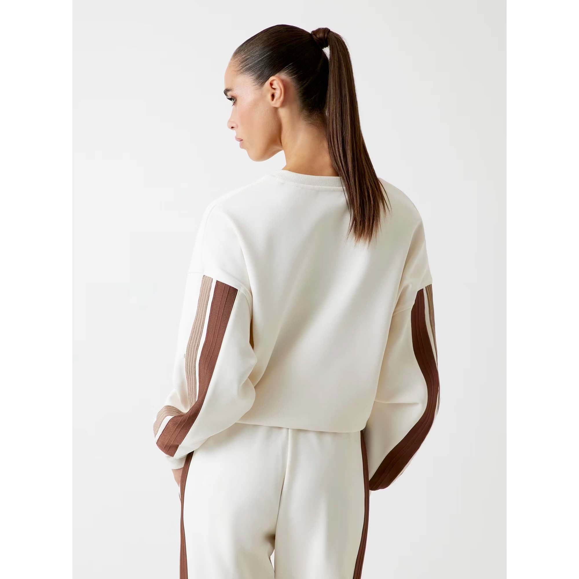 FABIA_CN_SWEATSHIRT_V5BQ03KCX22_D001_Image_3