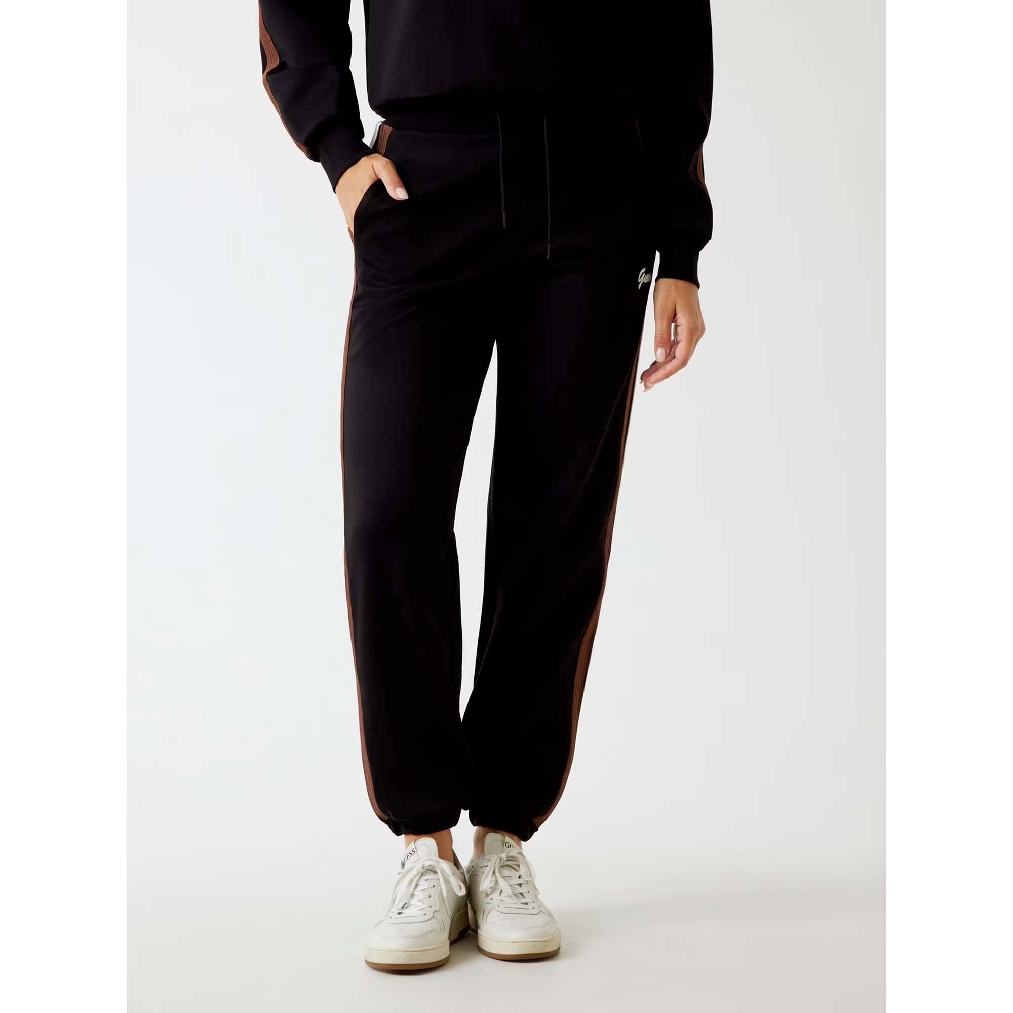 FABIA_JOGGER_V5BB02KCX22_JBLK_Image_2