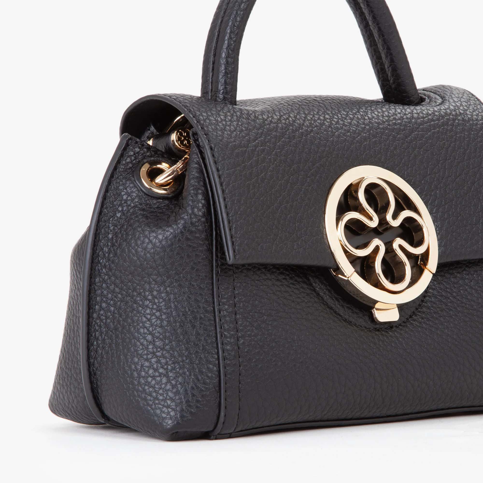 FEDERICA_V_73BS9ER02_001_Image_4