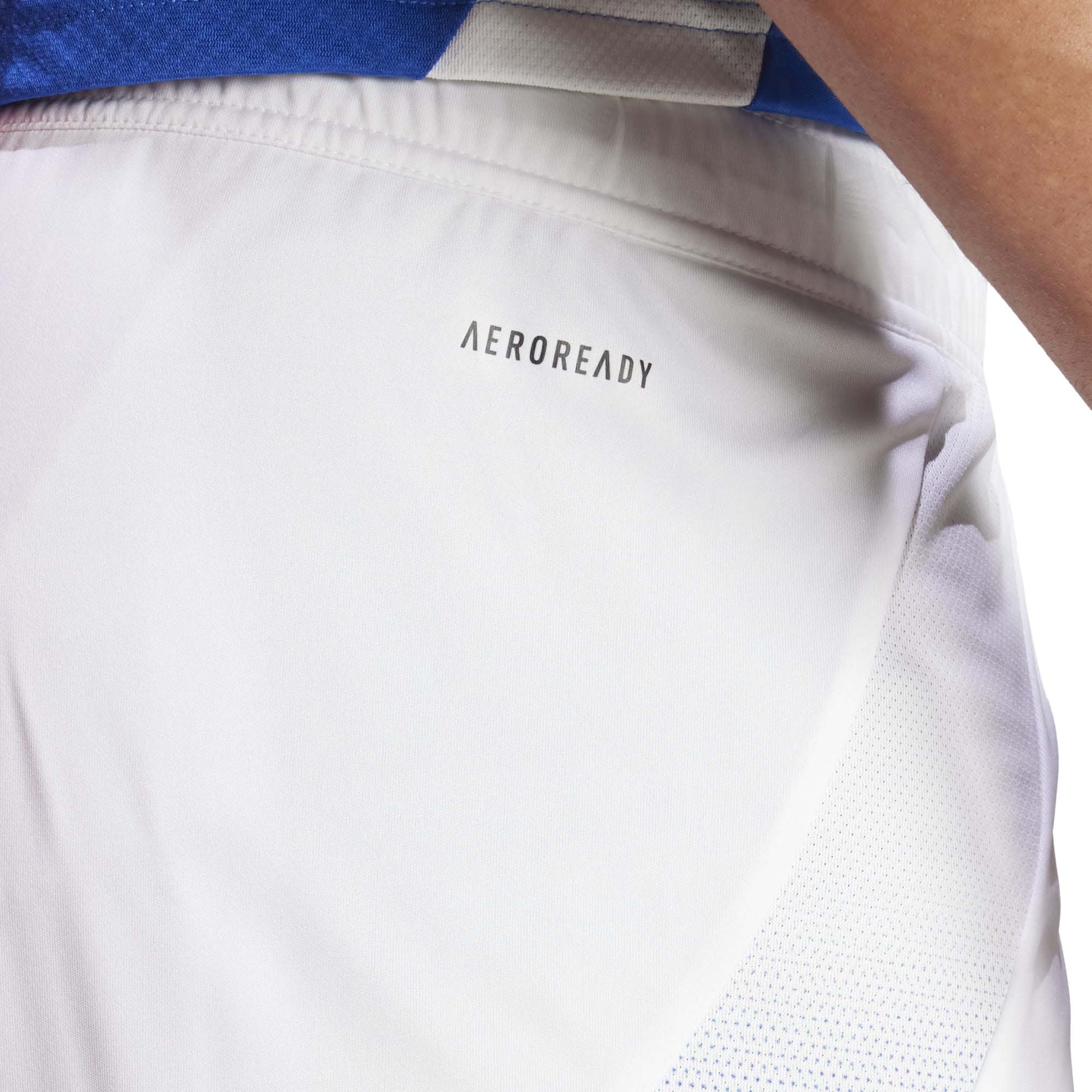 FIGC_H_SHO_IQ0494_WHITE_Image_5