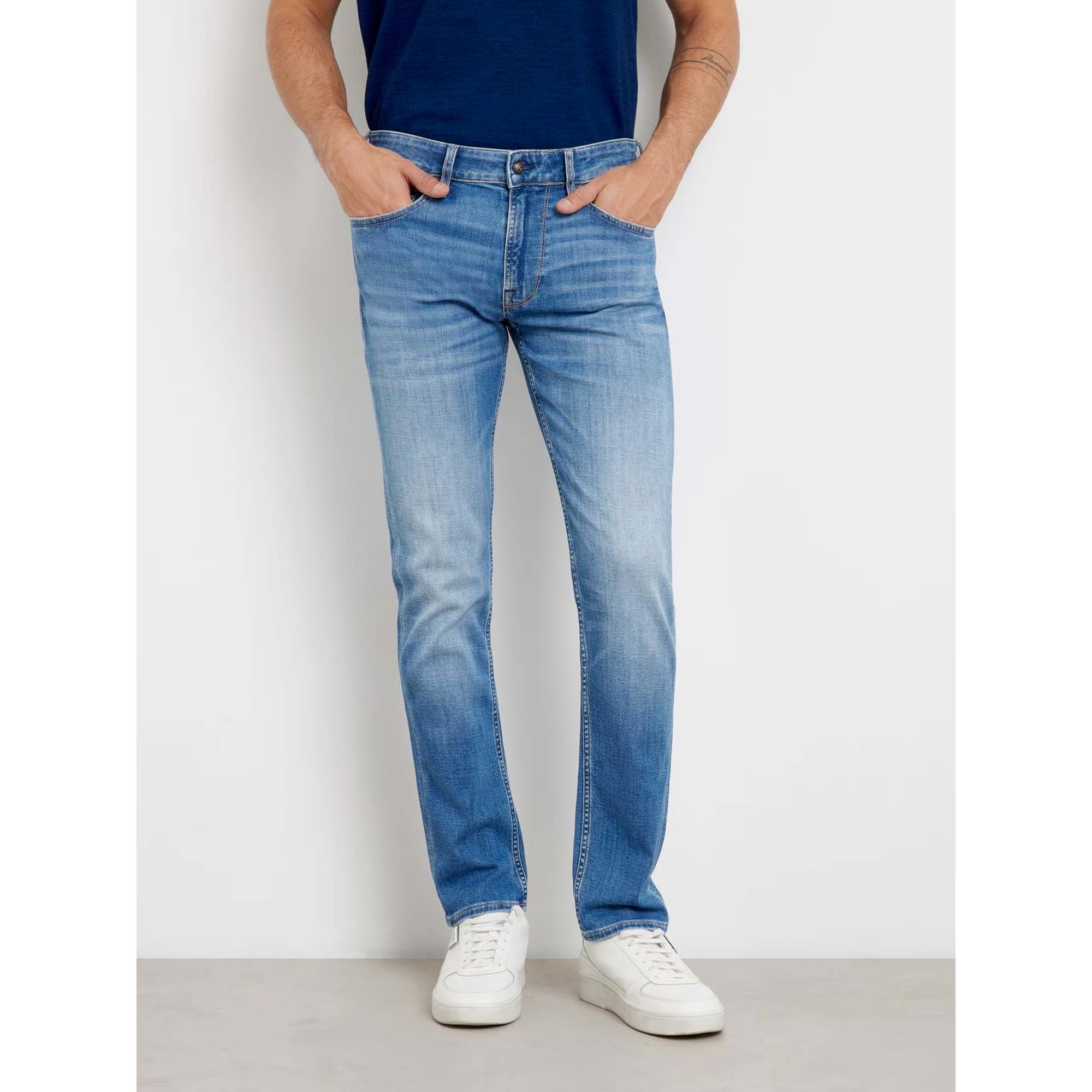 FINNLEY_M4YAS2D5DI1_1MM0_Image_3