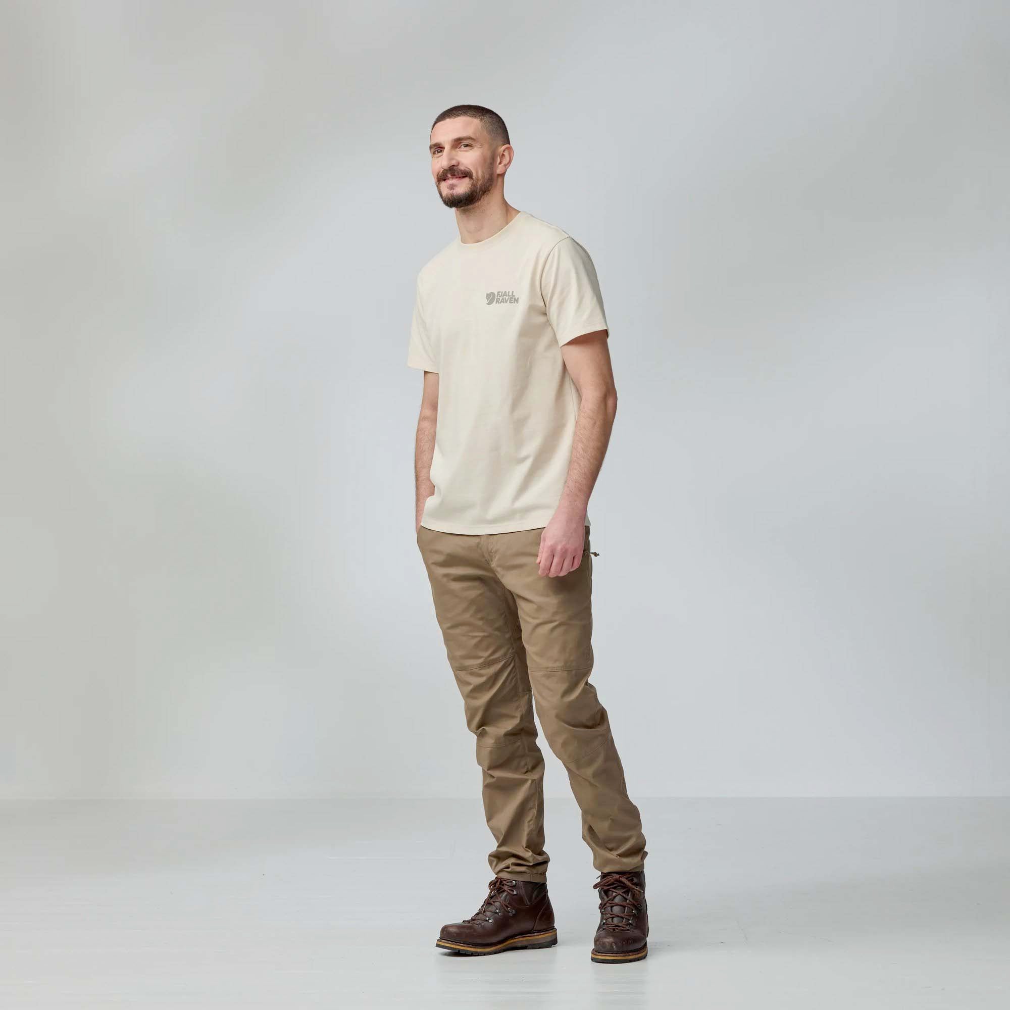 FJALLRAVEN_HEAVY_CLASSIC_T-SHIRT_M_F12600232_113_Image_3