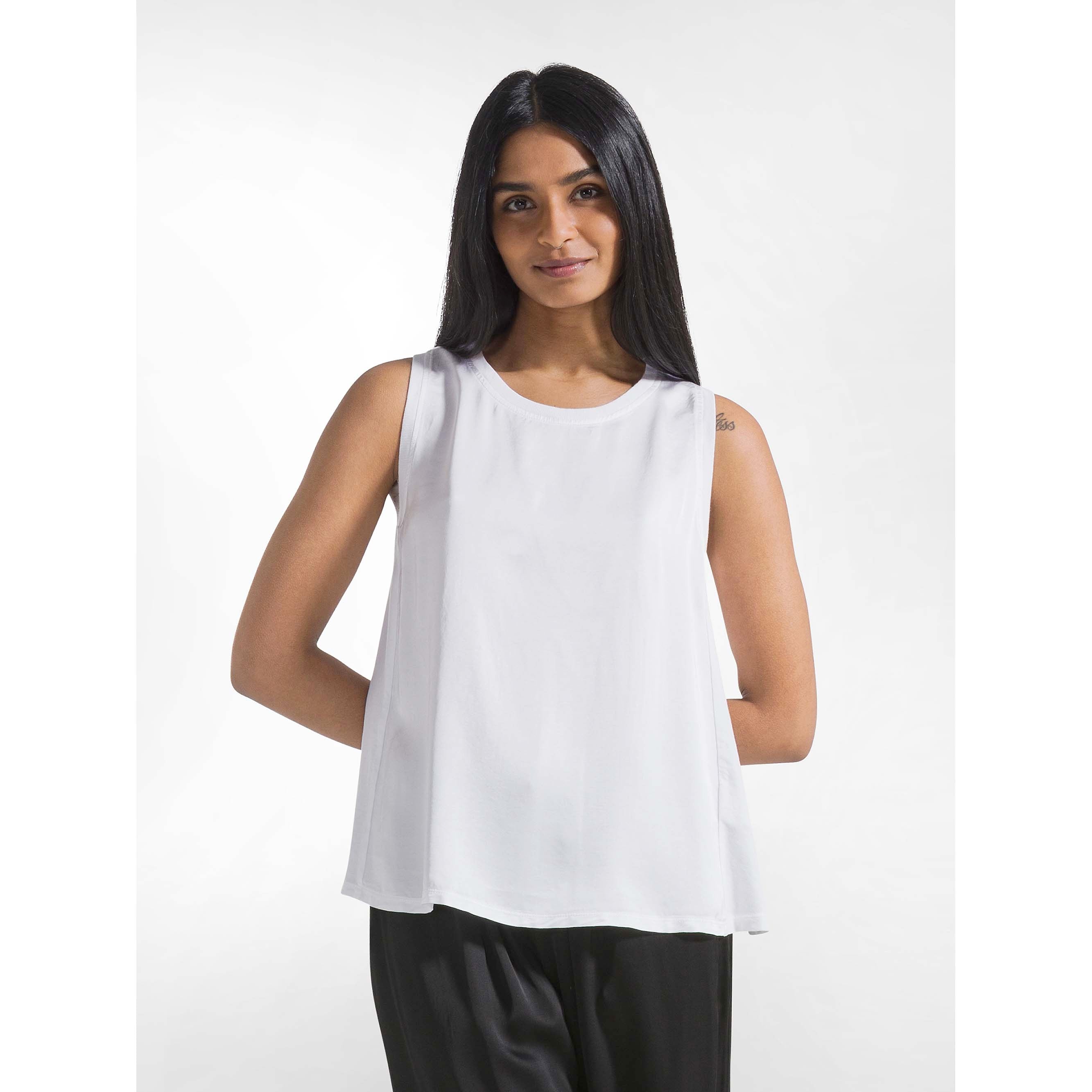 FLARED_SATIN_FRONT_TOP_D42460_10001_Image_2