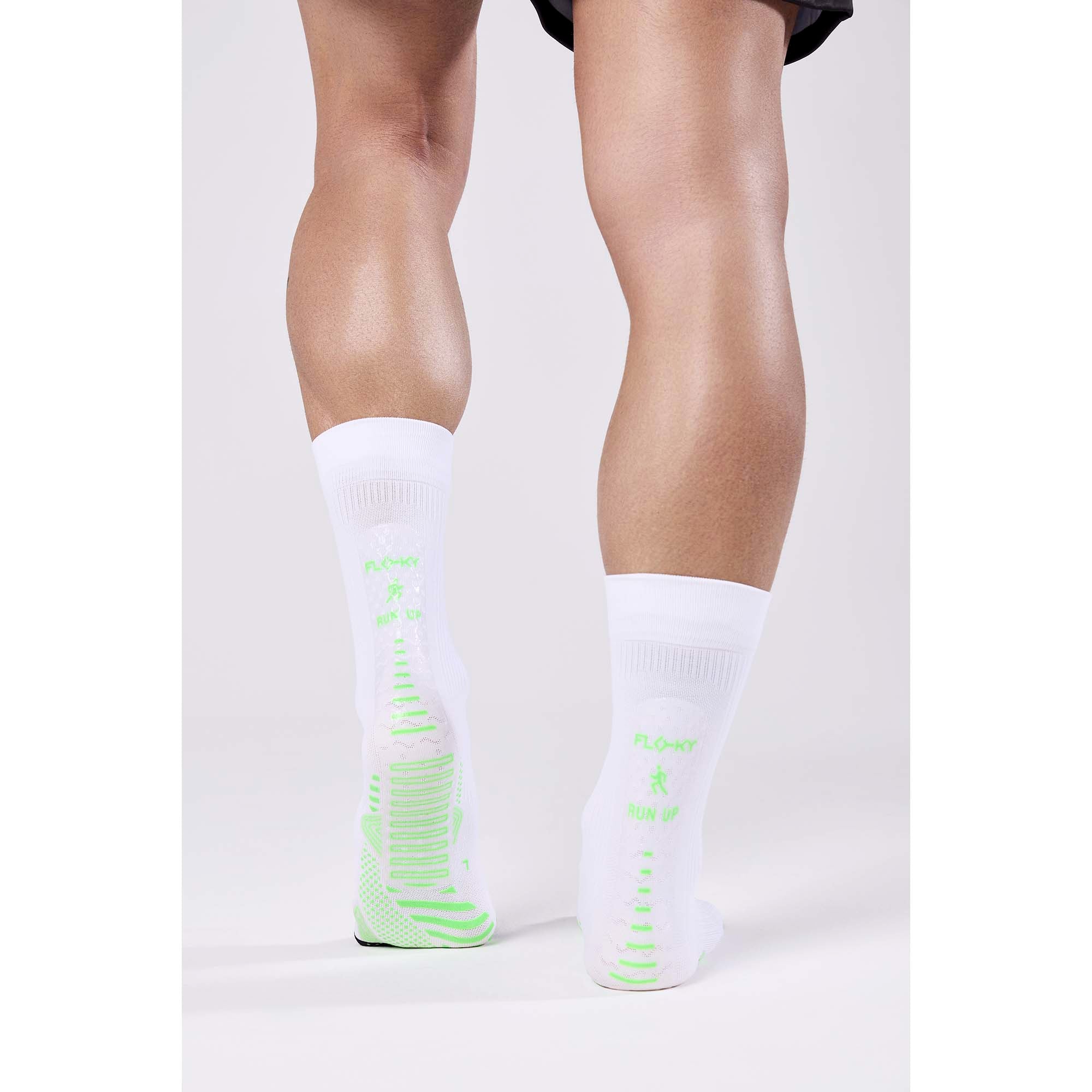 FLOKY_RUN_UP_MEDIUM_20_FLRM25_014_Image_5