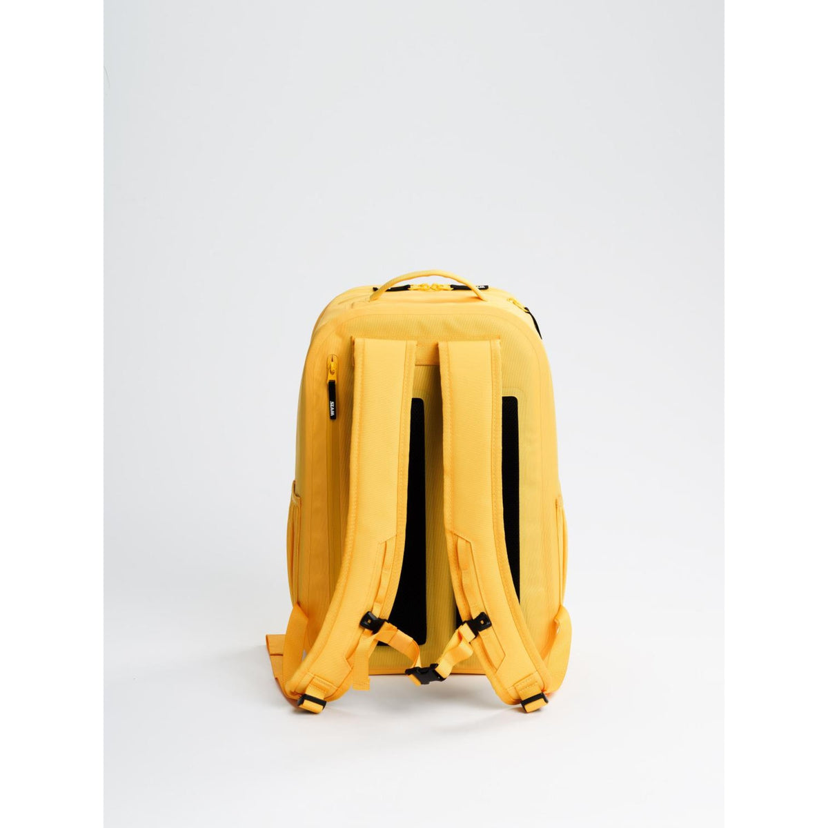 FOIL_BACKPACK_A463020S00_W64_Image_2