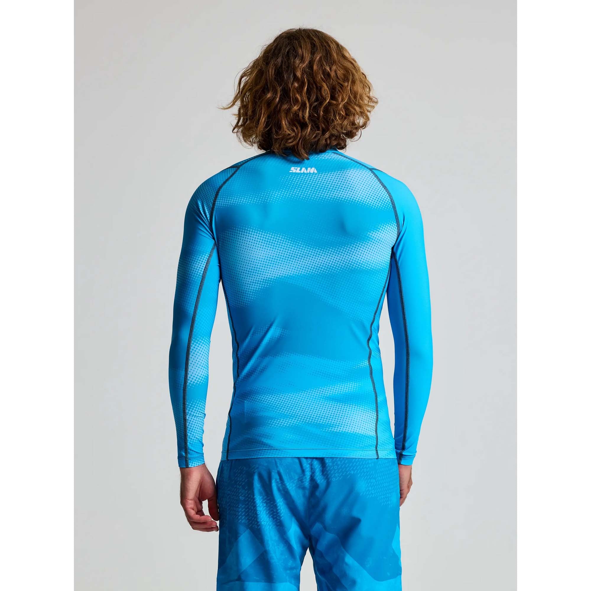FOIL_RASHGUARD_LS_A119002S00_W74_Image_2