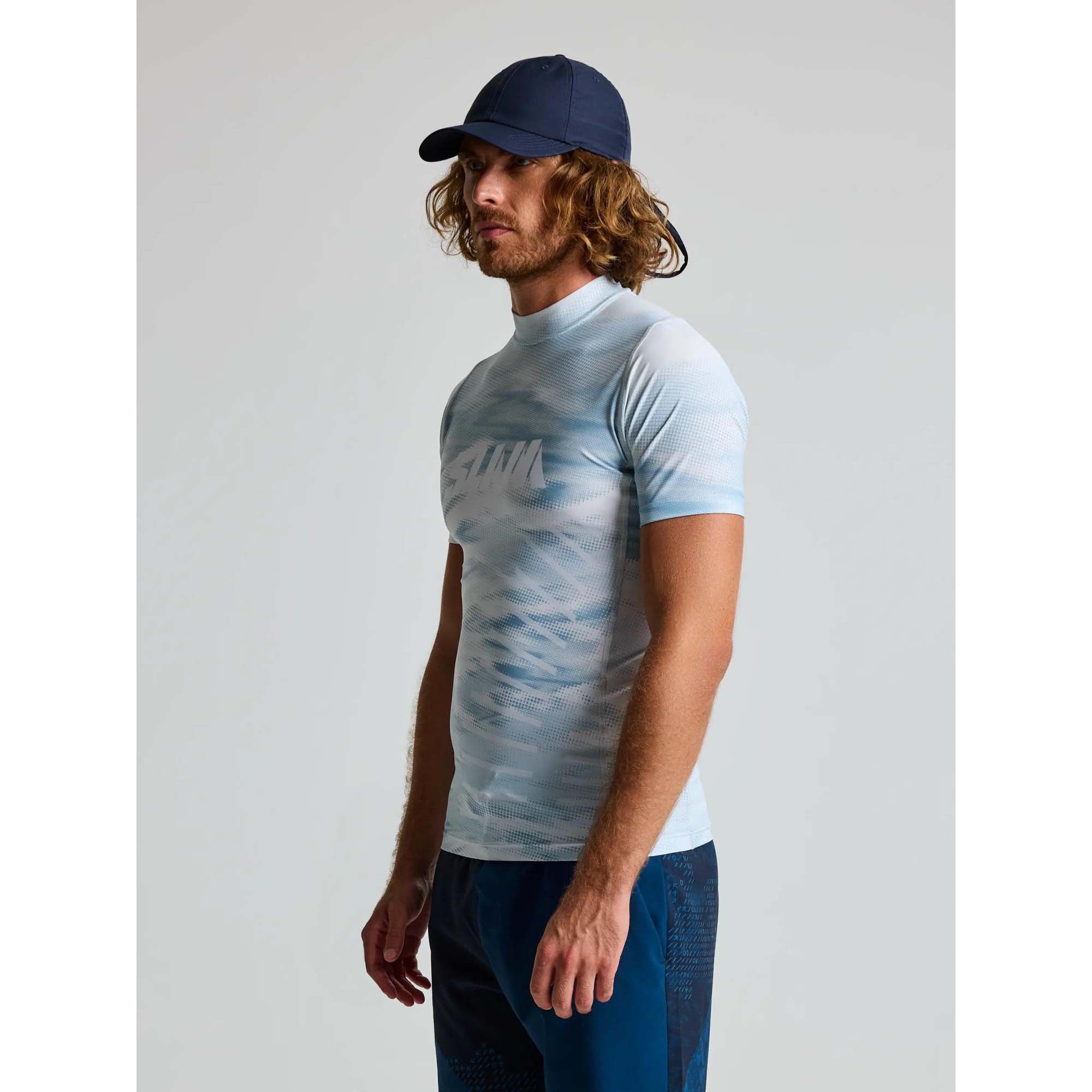 FOIL_RASHGUARD_SS_A119001S00_W68_Image_3