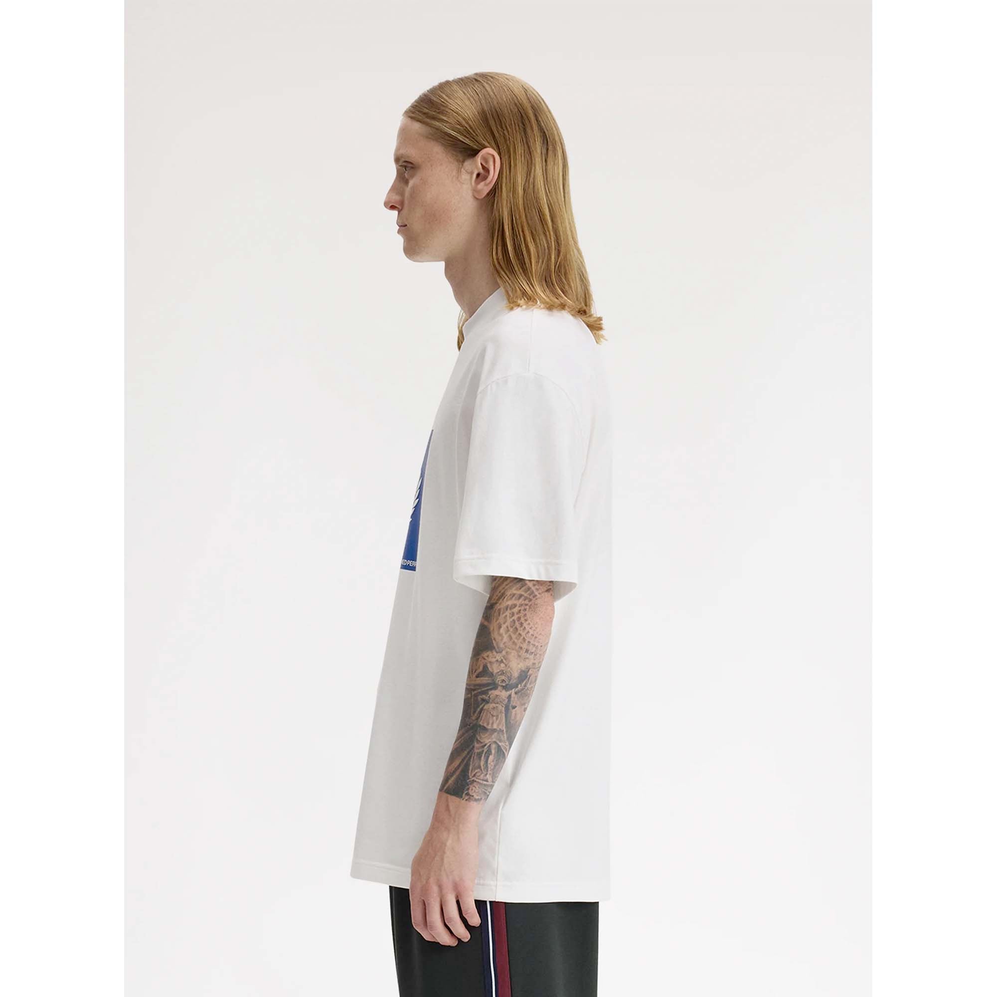 FP_BOX_GRAPHIC_T-SHIRT_M2404_129_Image_3