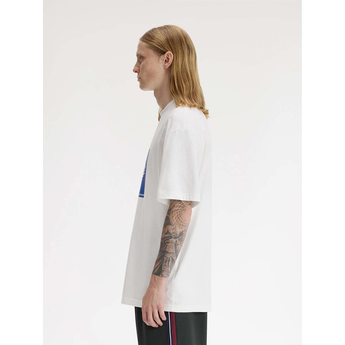 FP_BOX_GRAPHIC_T-SHIRT_M2404_129_Image_3