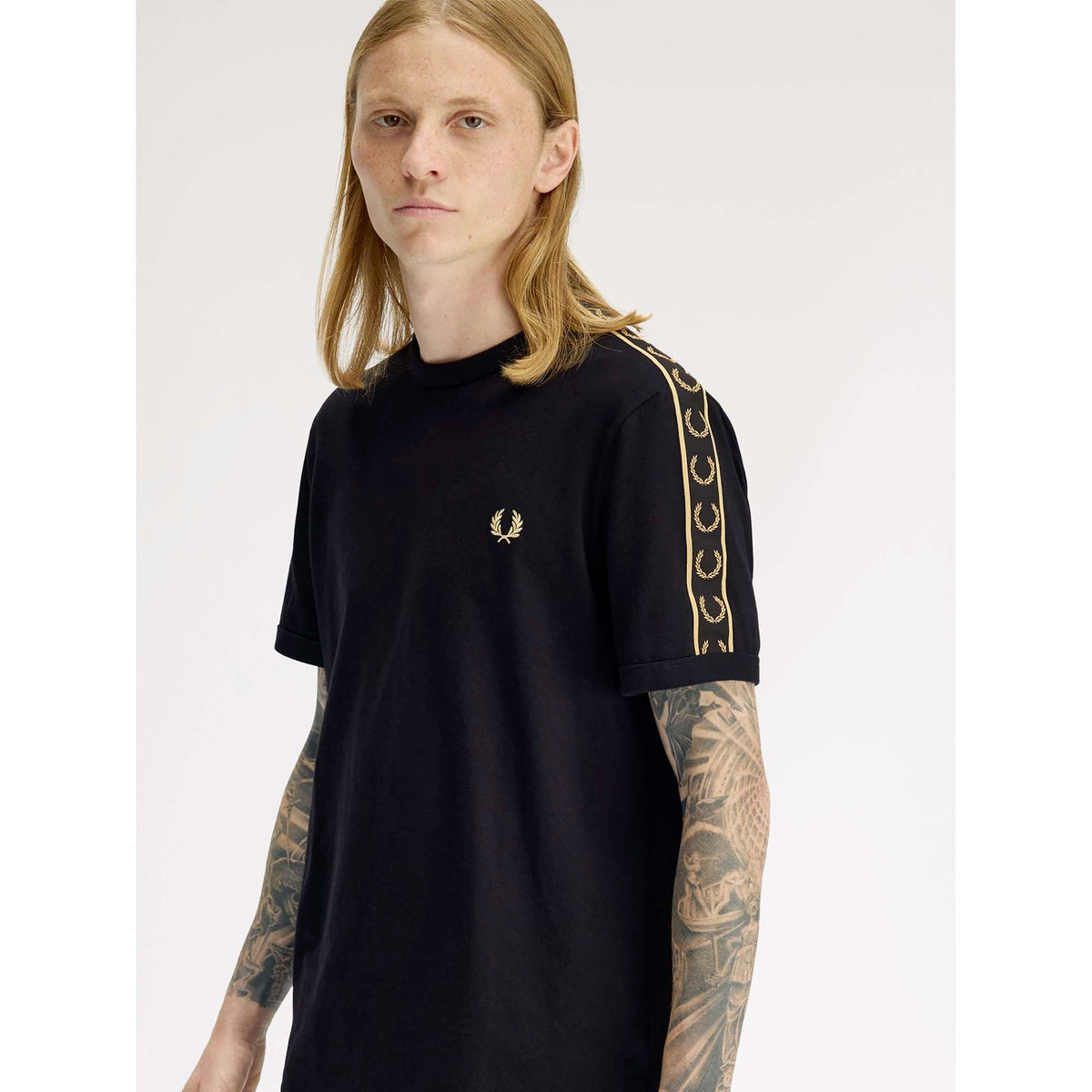FP_CONTRAST_TAPE_RINGER_T-SHIRT_M4613_90A_Image_4
