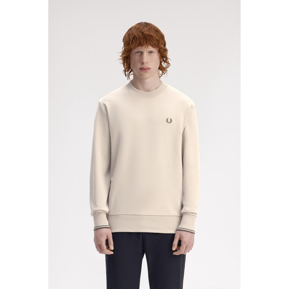FP_CREW_NECK_SWEATSHIRT_M7535_50A_Image_2