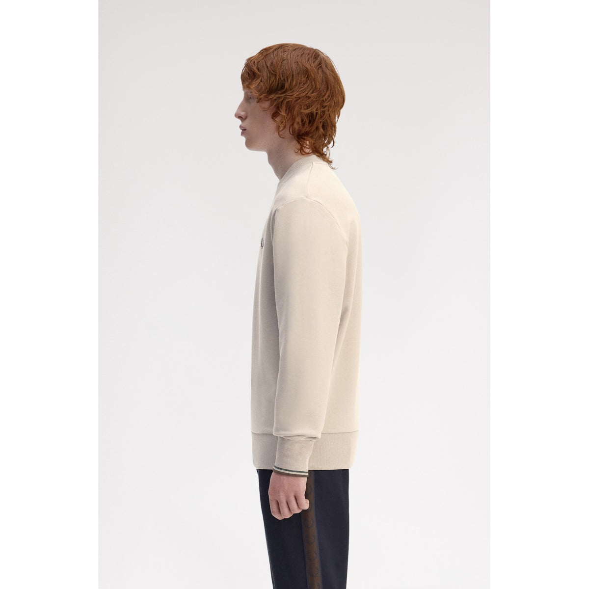 FP_CREW_NECK_SWEATSHIRT_M7535_50A_Image_3