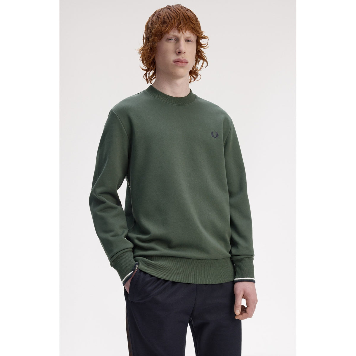 FP_CREW_NECK_SWEATSHIRT_M7535_53A_Image_6