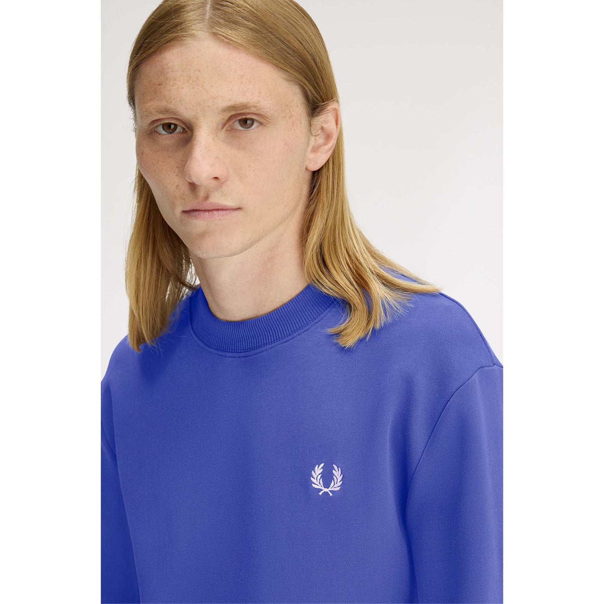 FP_CREW_NECK_SWEATSHIRT_M7535_88A_Image_4