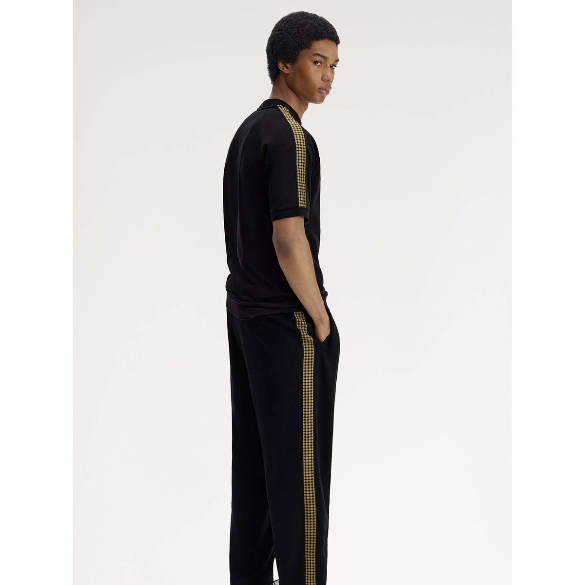 FP_CROSS_TAPE_T-SHIRT_M2307_102_Image_4