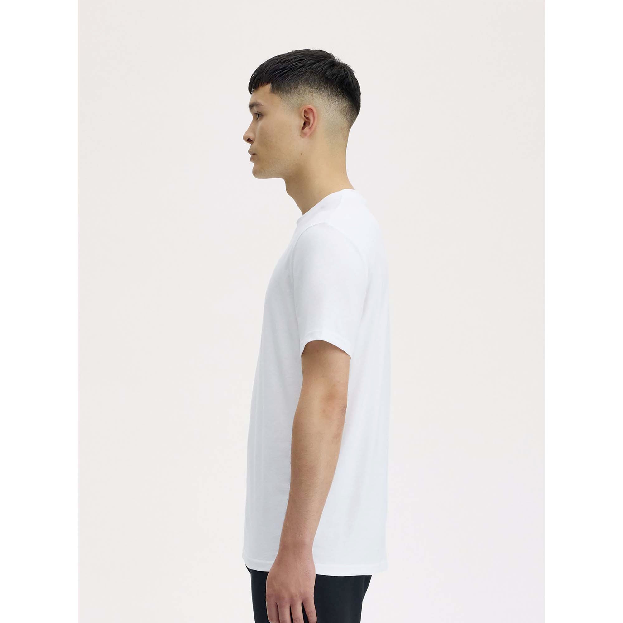 FP_EMBROIDERED_T-SHIRT_M4580_100_Image_3