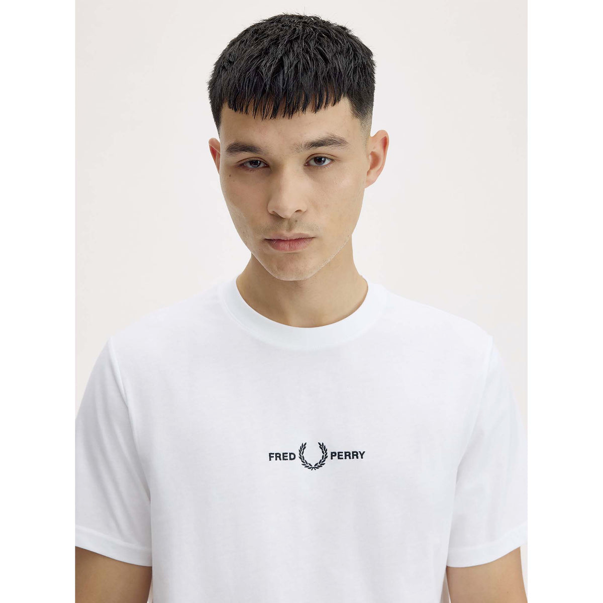FP_EMBROIDERED_T-SHIRT_M4580_100_Image_4