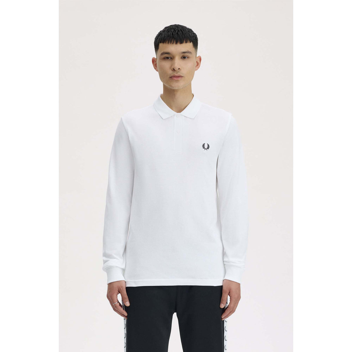 FP_LONG_SLEEVE_FRED_PERRY_SHIRT_M6006_100_Image_2
