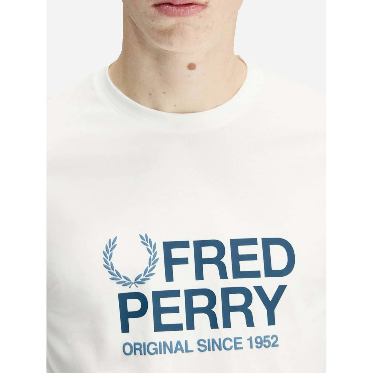 FP_ORIGINAL_GRAPHIC_T-SHIRT_M2406_129_Image_4