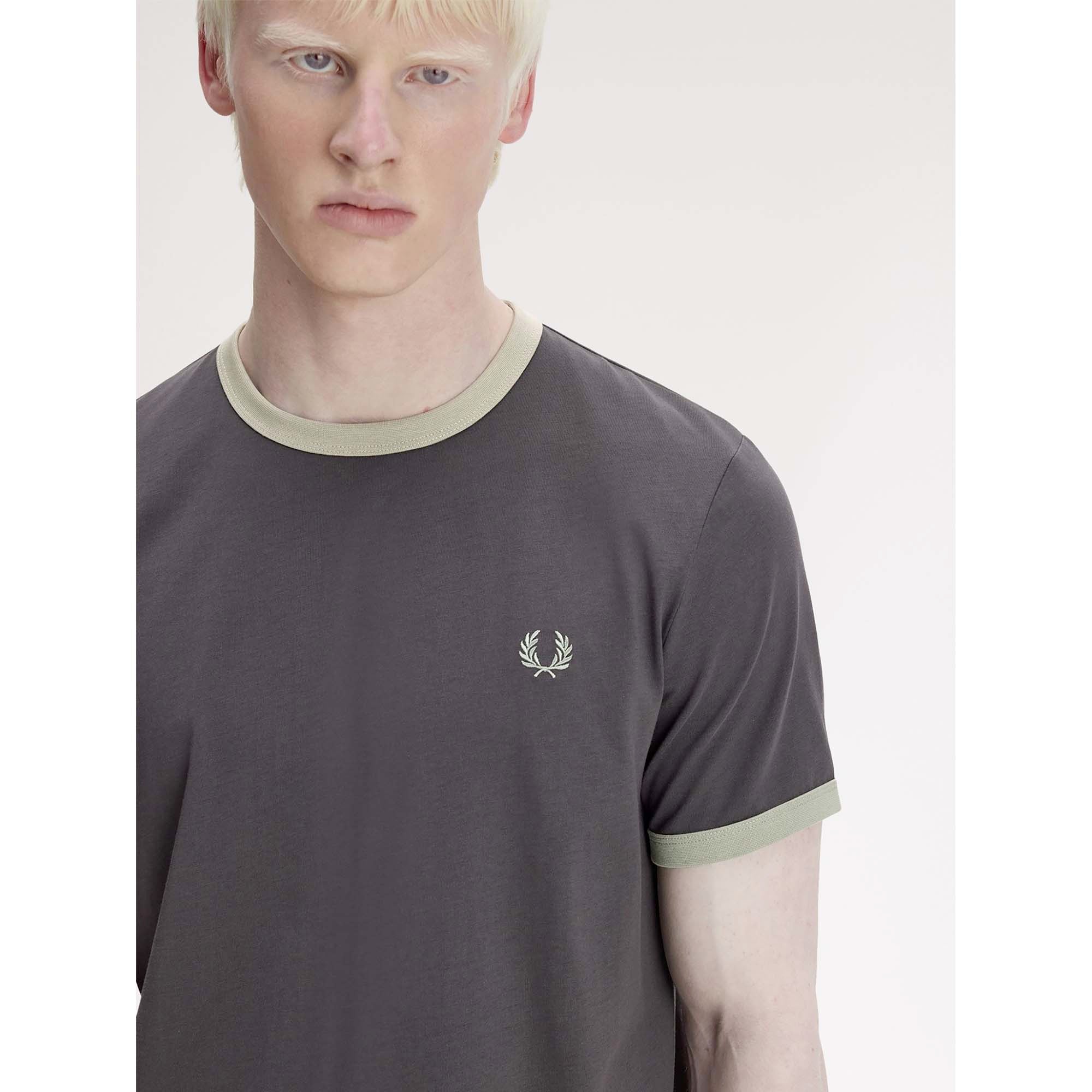 FP_RINGER_T-SHIRT_M3519_32B_Image_5
