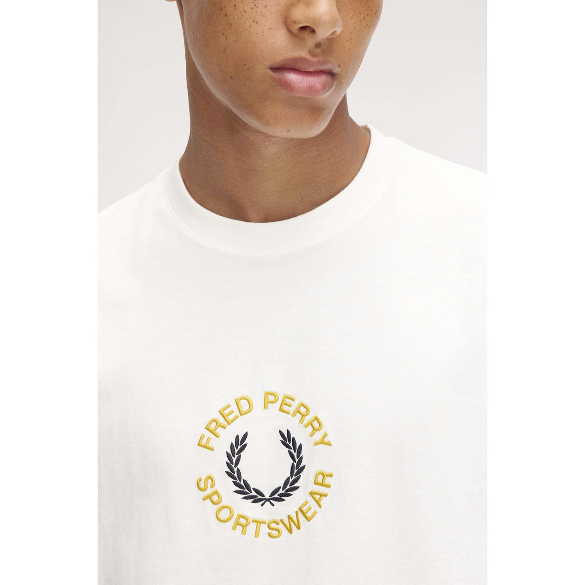 FP_SPORTSWEAR_GRAPHIC_T-SHIRT_M9908_129_Image_5