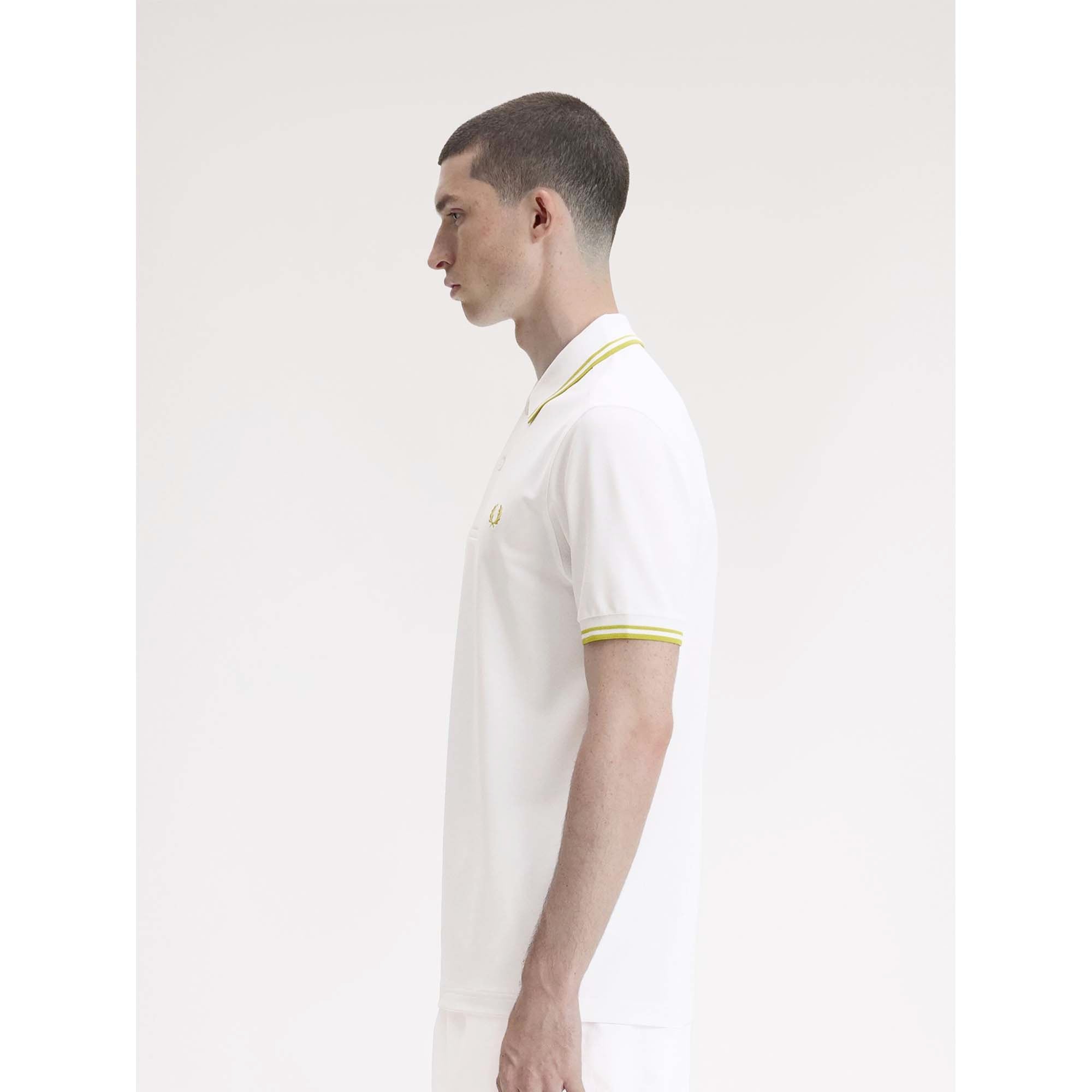 FP_TENNIS_FRED_PERRY_SHIRT_M2721_100_Image_3