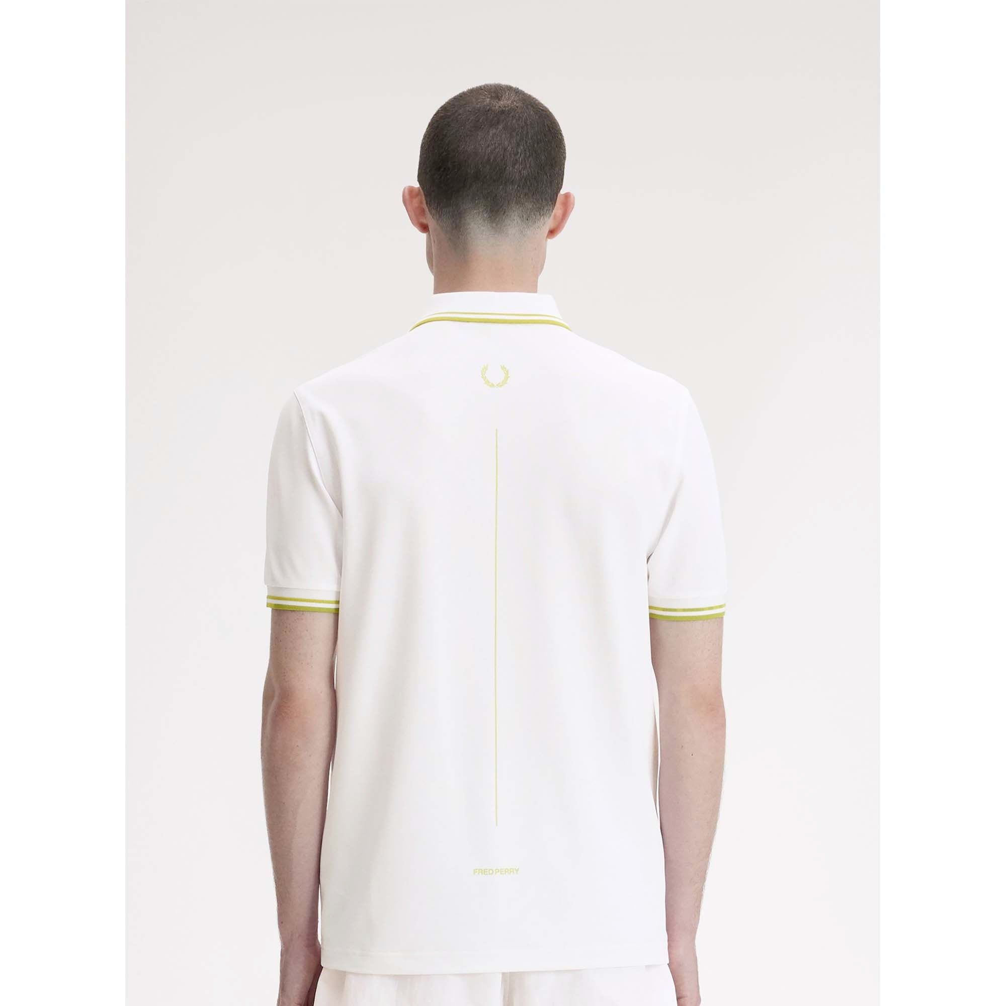FP_TENNIS_FRED_PERRY_SHIRT_M2721_100_Image_4