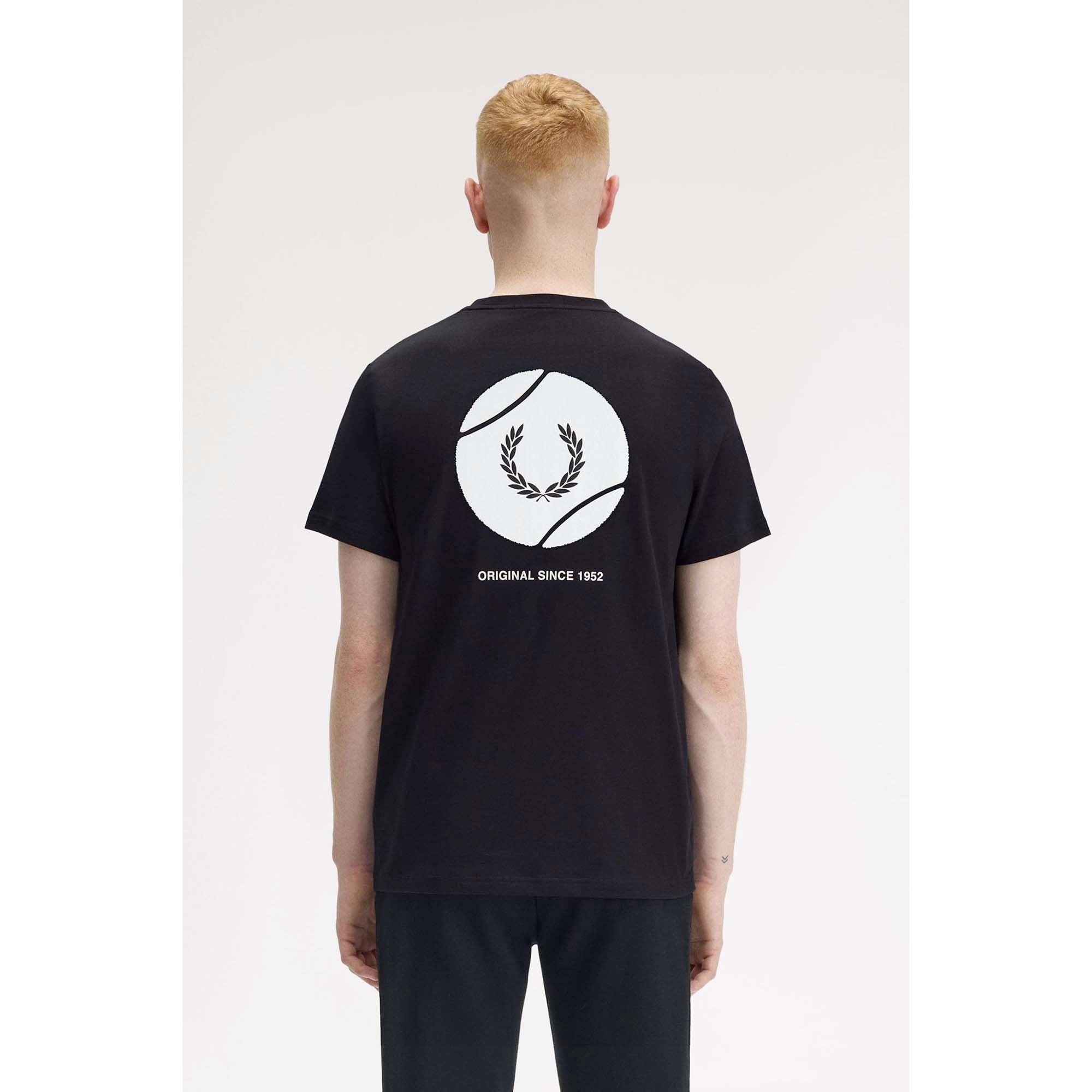 FP_TENNIS_GRAPHIC_T-SHIRT_M9909_102_Image_3