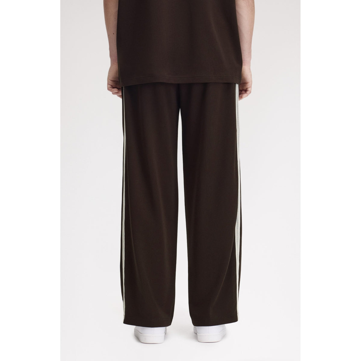 FP_TENNIS_NET_TAPE_TRACK_PANT_T3303_33C_Image_4
