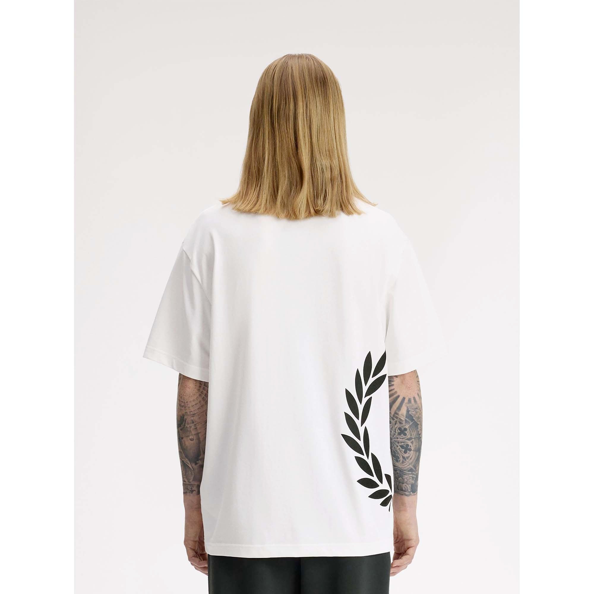 FP_TEXTURED_LAUREL_WREATH_T-SHIRT_M2440_129_Image_4