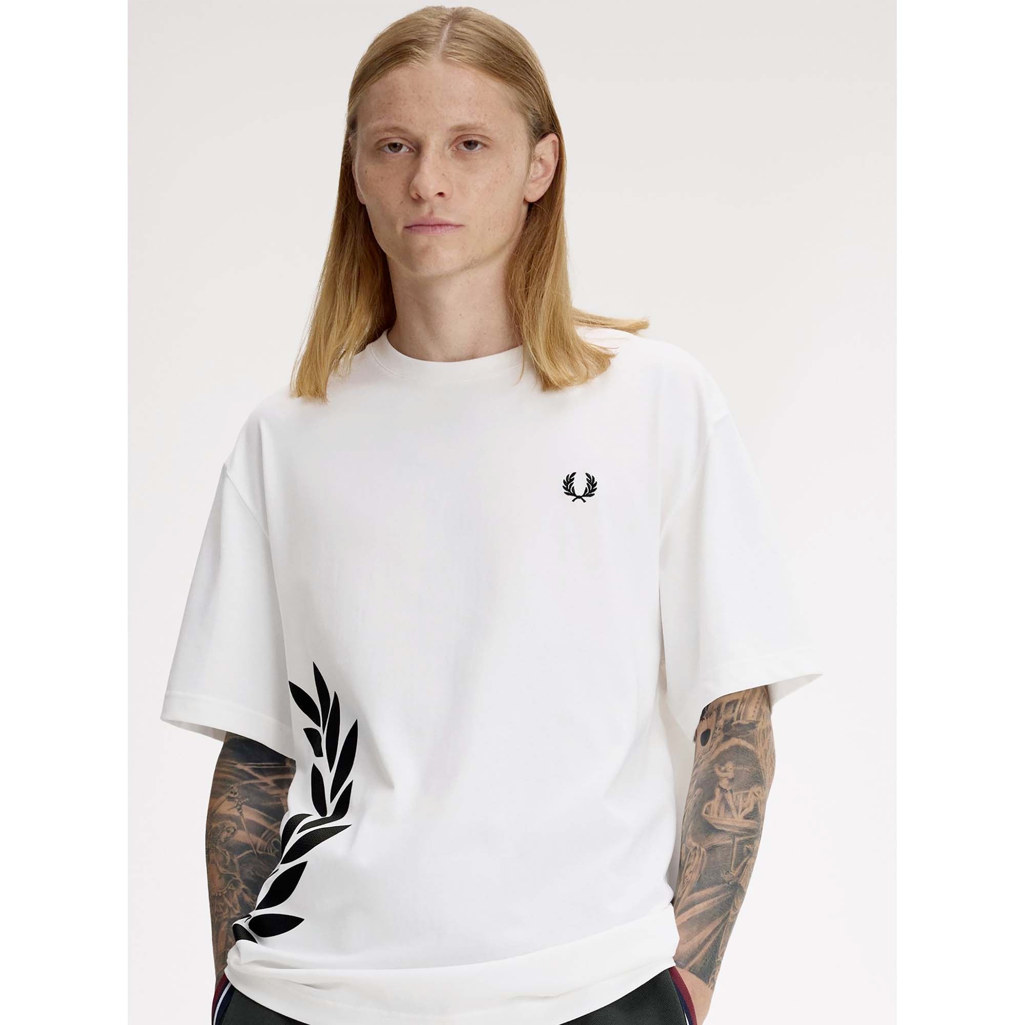 FP_TEXTURED_LAUREL_WREATH_T-SHIRT_M2440_129_Image_5