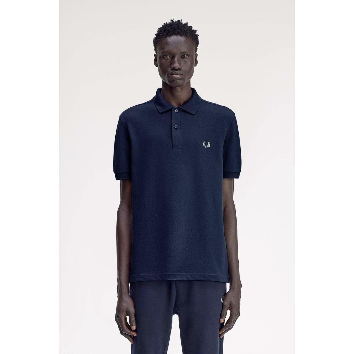 FP_THE_FRED_PERRY_SHIRT_M6000_Z65_Image_2